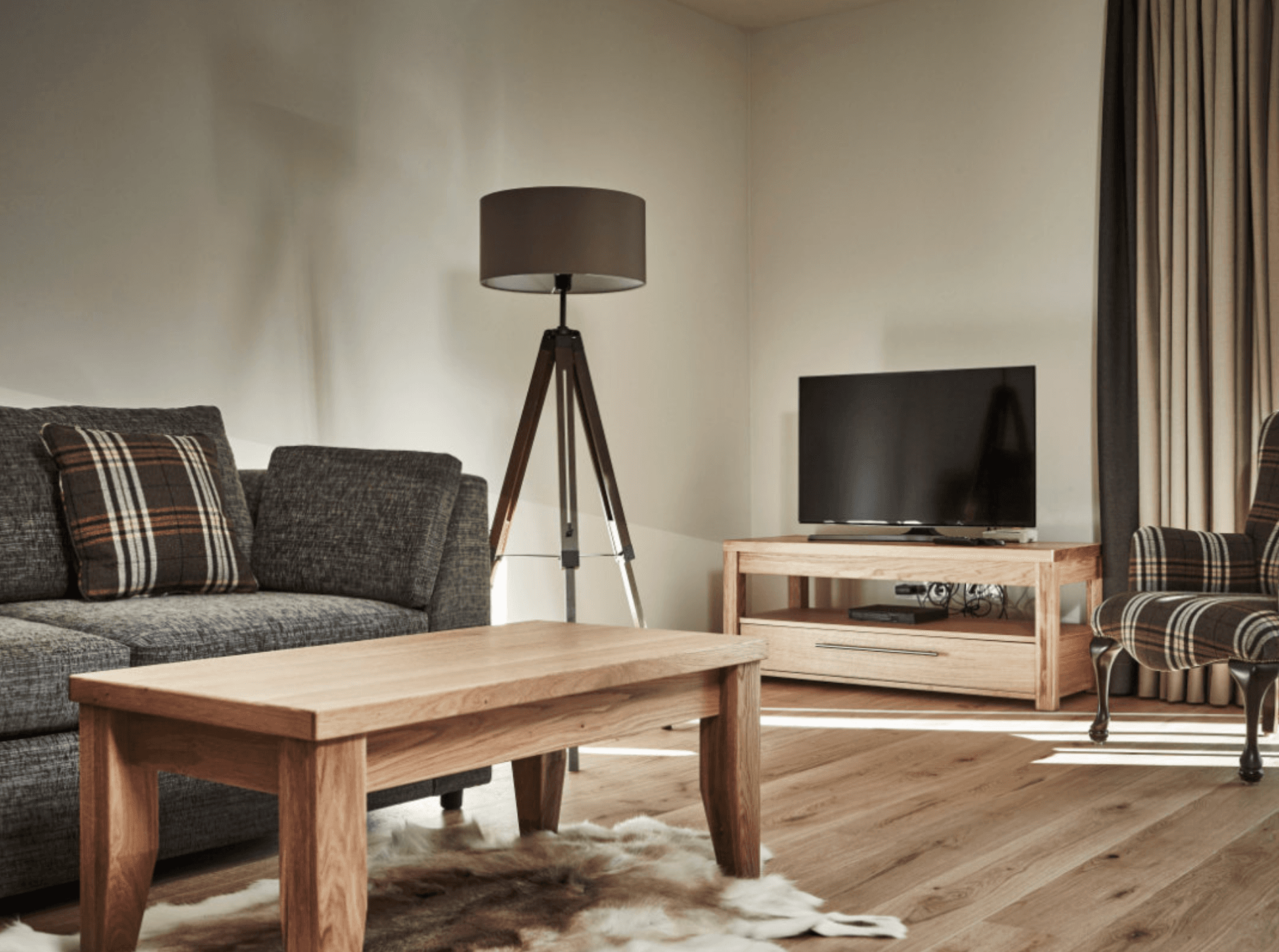 Apartament modern cu 2 camere, mobilat și utilat - 2