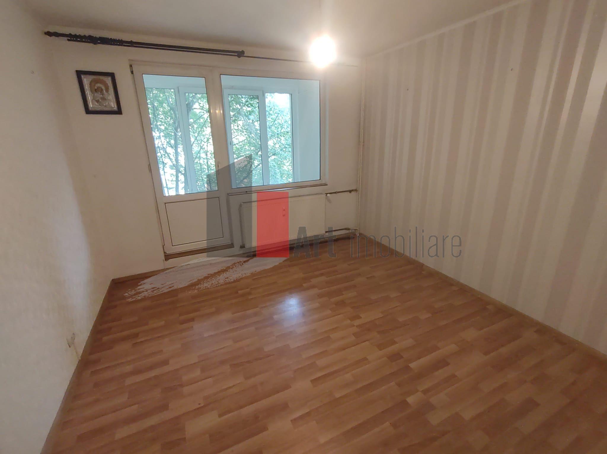 Vânzare apartament 4 camere decomandat Bd. Brâncoveanu - Izvorul Mureșului - 18
