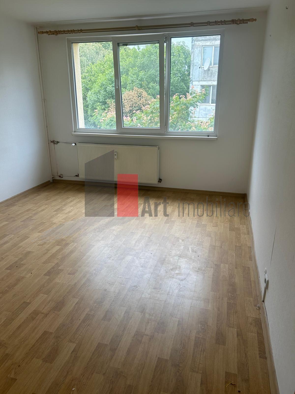 Vânzare apartament 4 camere decomandat Bd. Brâncoveanu - Izvorul Mureșului - 7