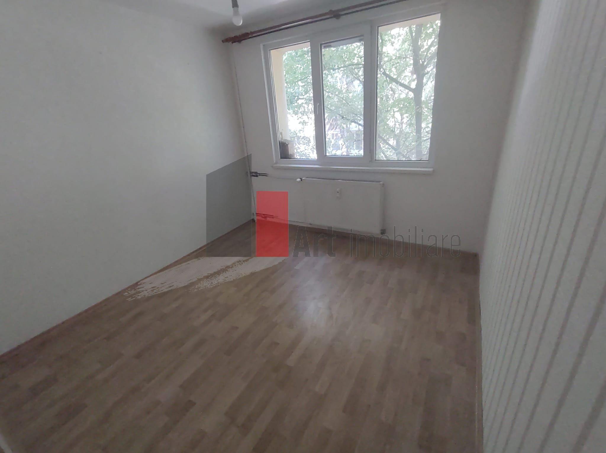 Vânzare apartament 4 camere decomandat Bd. Brâncoveanu - Izvorul Mureșului - 15