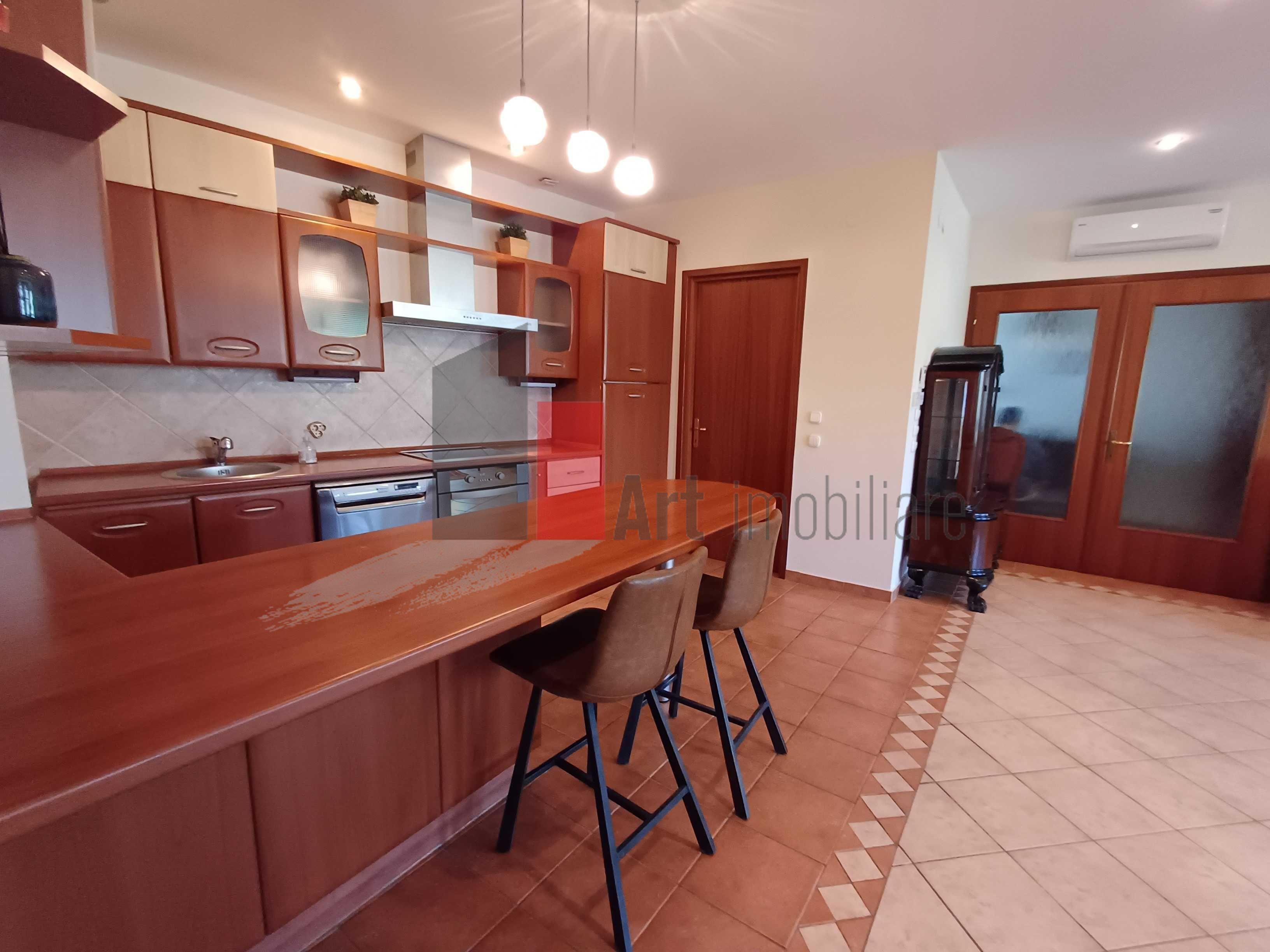 Universitate, apartament in bloc construit 2000, locuit/birou - 6