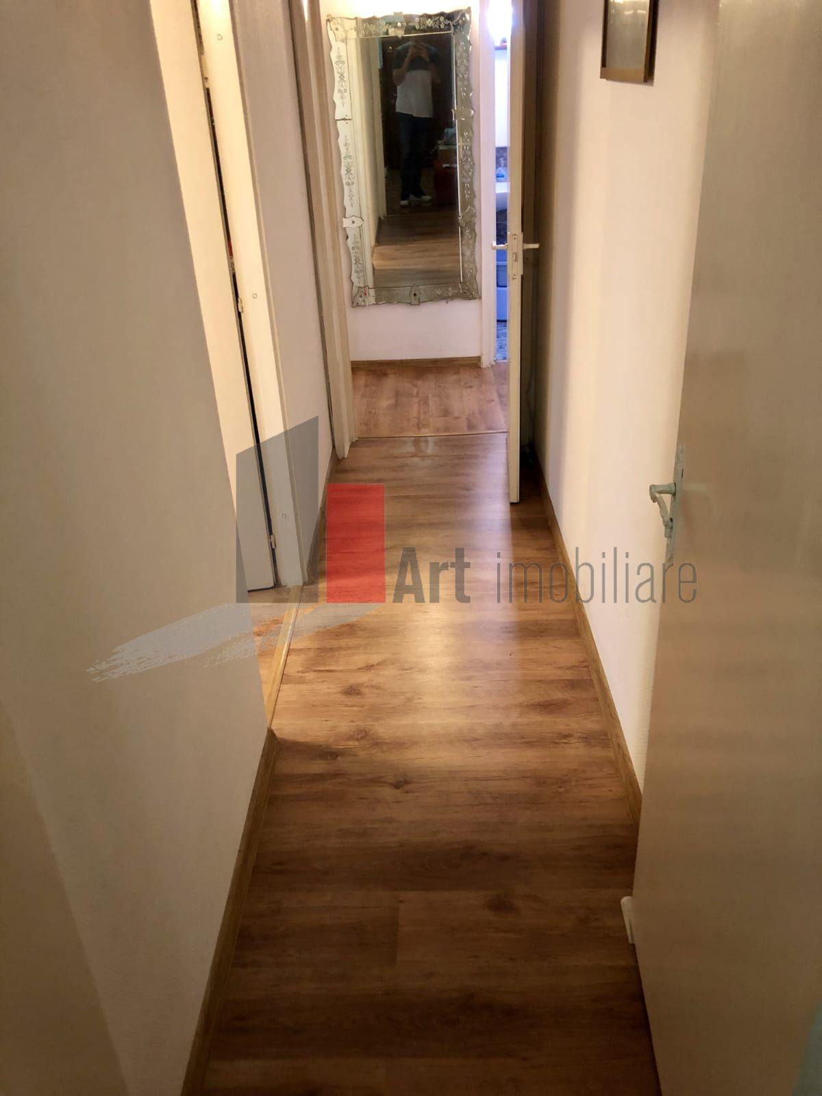 Vânzare apartament 3 camere Piața Sudului - Secuilor - 9