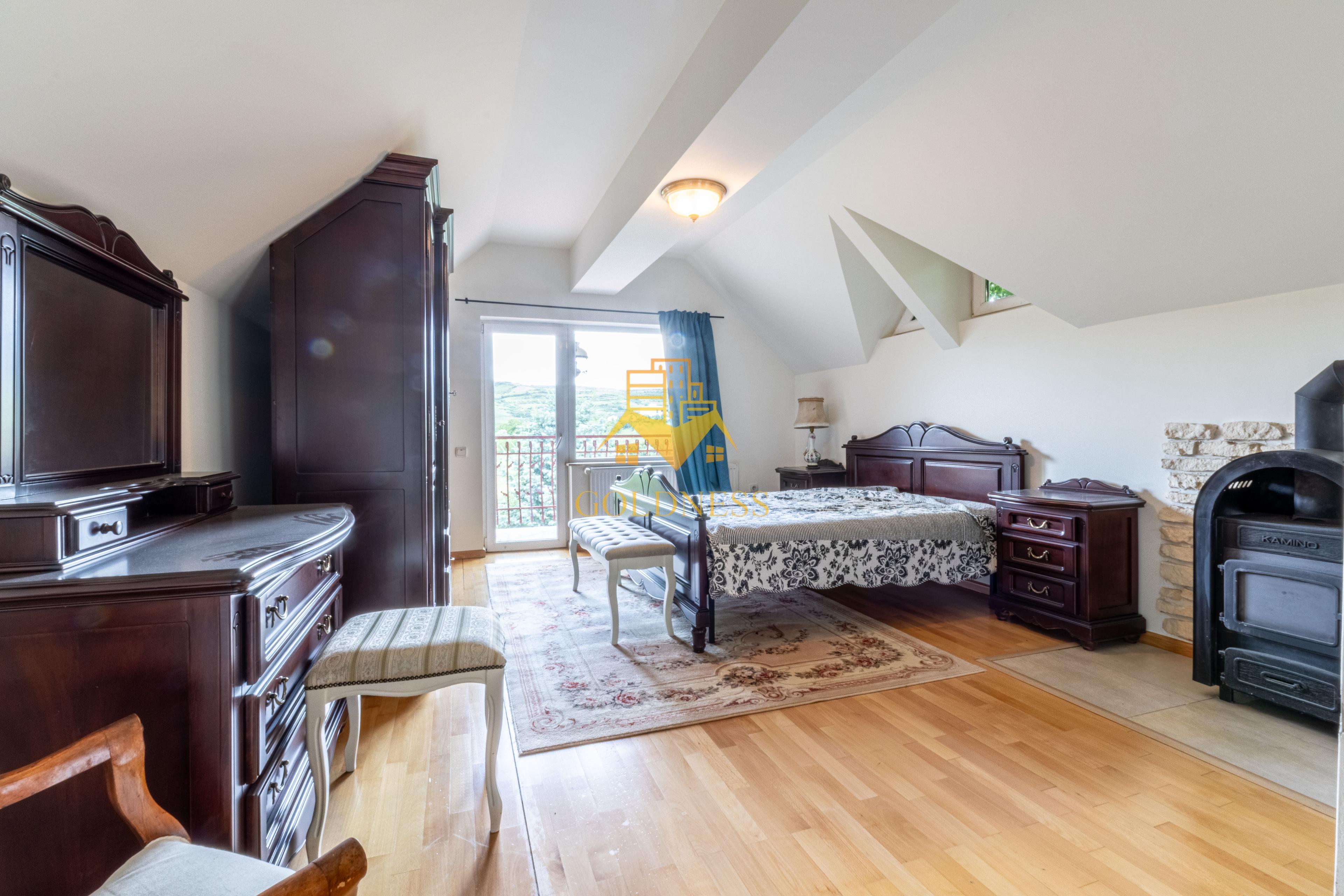 Casa individuala, 5 camere, dressing,garaj, 1000 mp gradina, Borhanci - 28