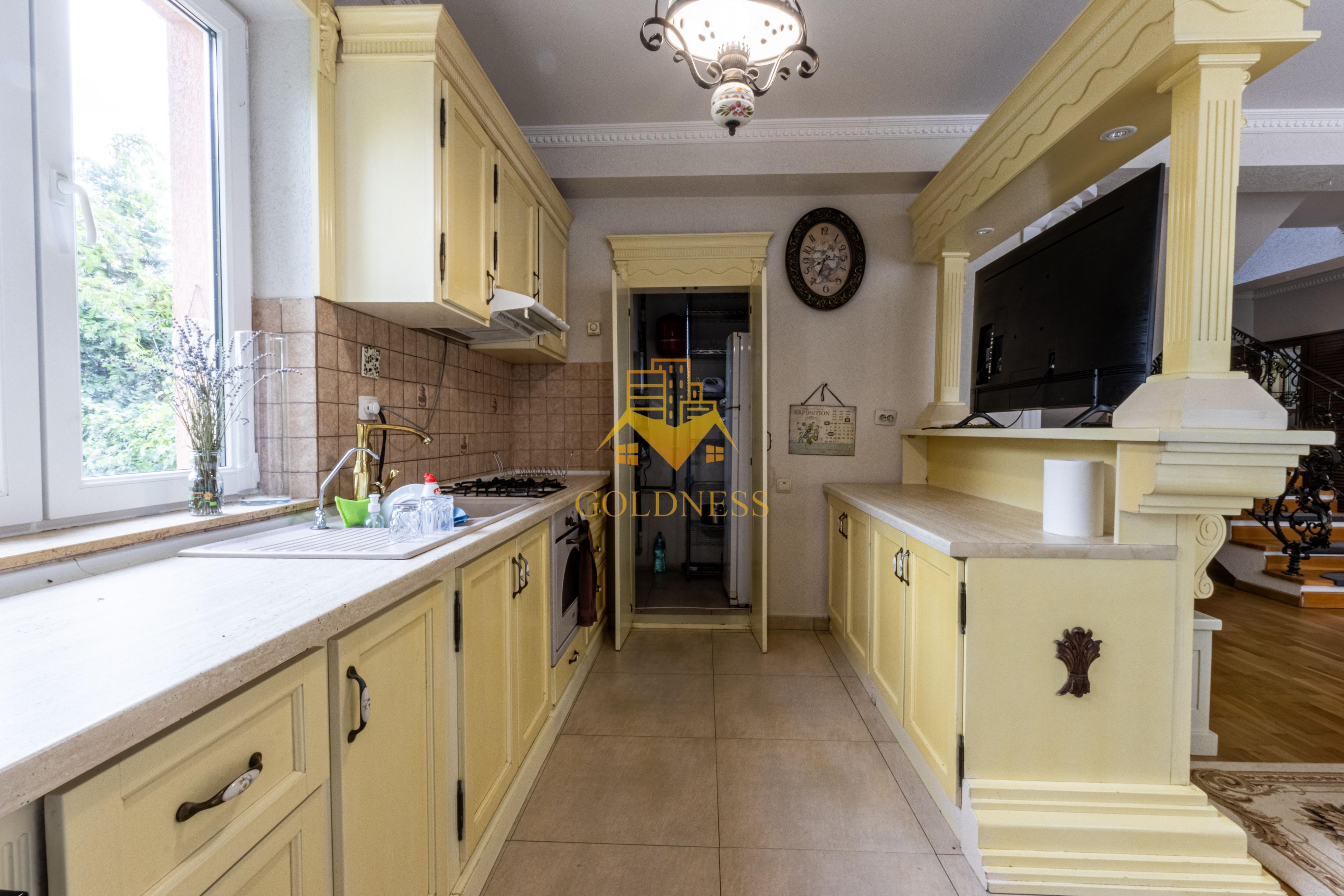 Casa individuala, 5 camere, dressing,garaj, 1000 mp gradina, Borhanci - 24