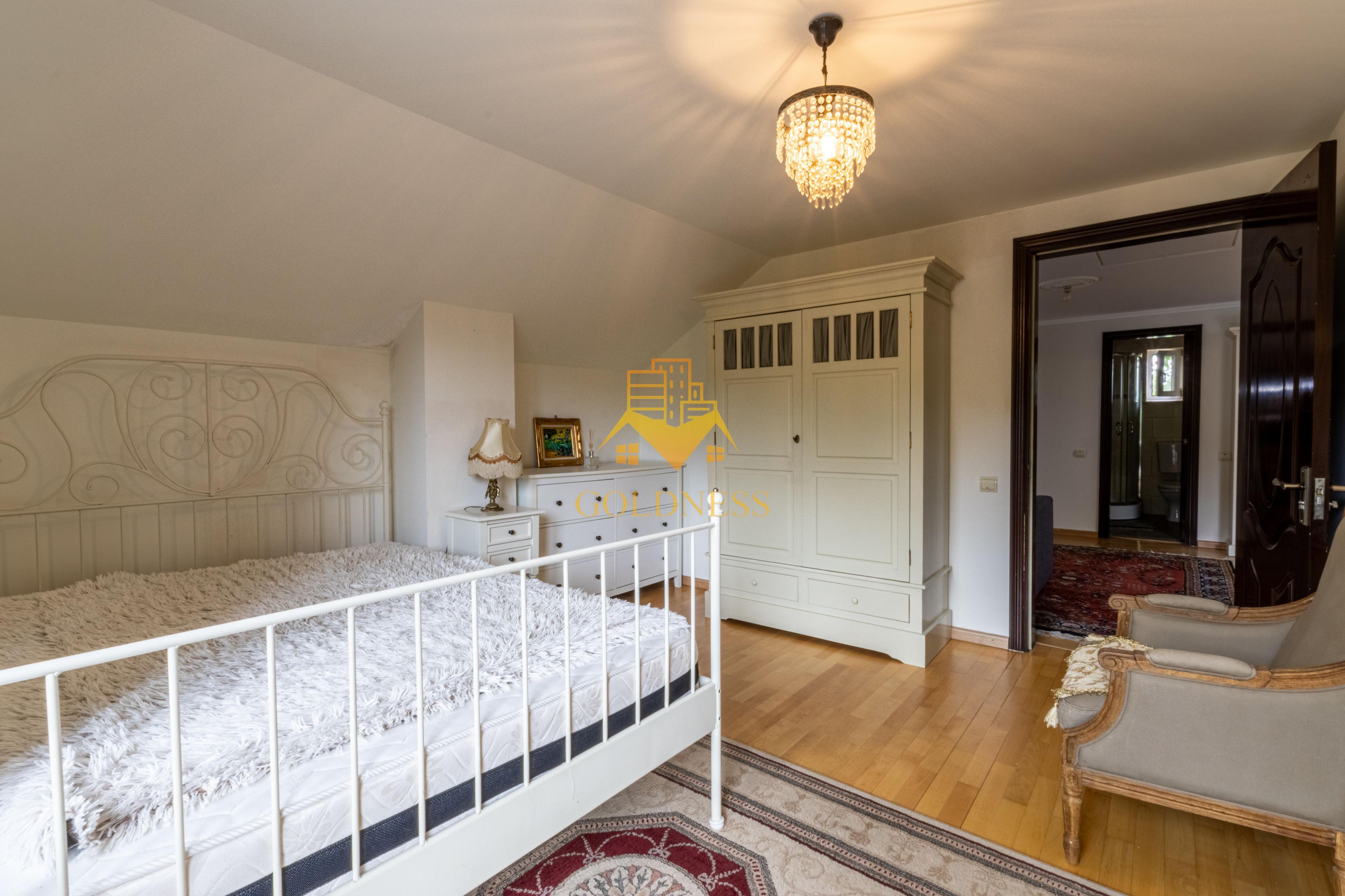 Casa individuala, 5 camere, dressing,garaj, 1000 mp gradina, Borhanci - 22