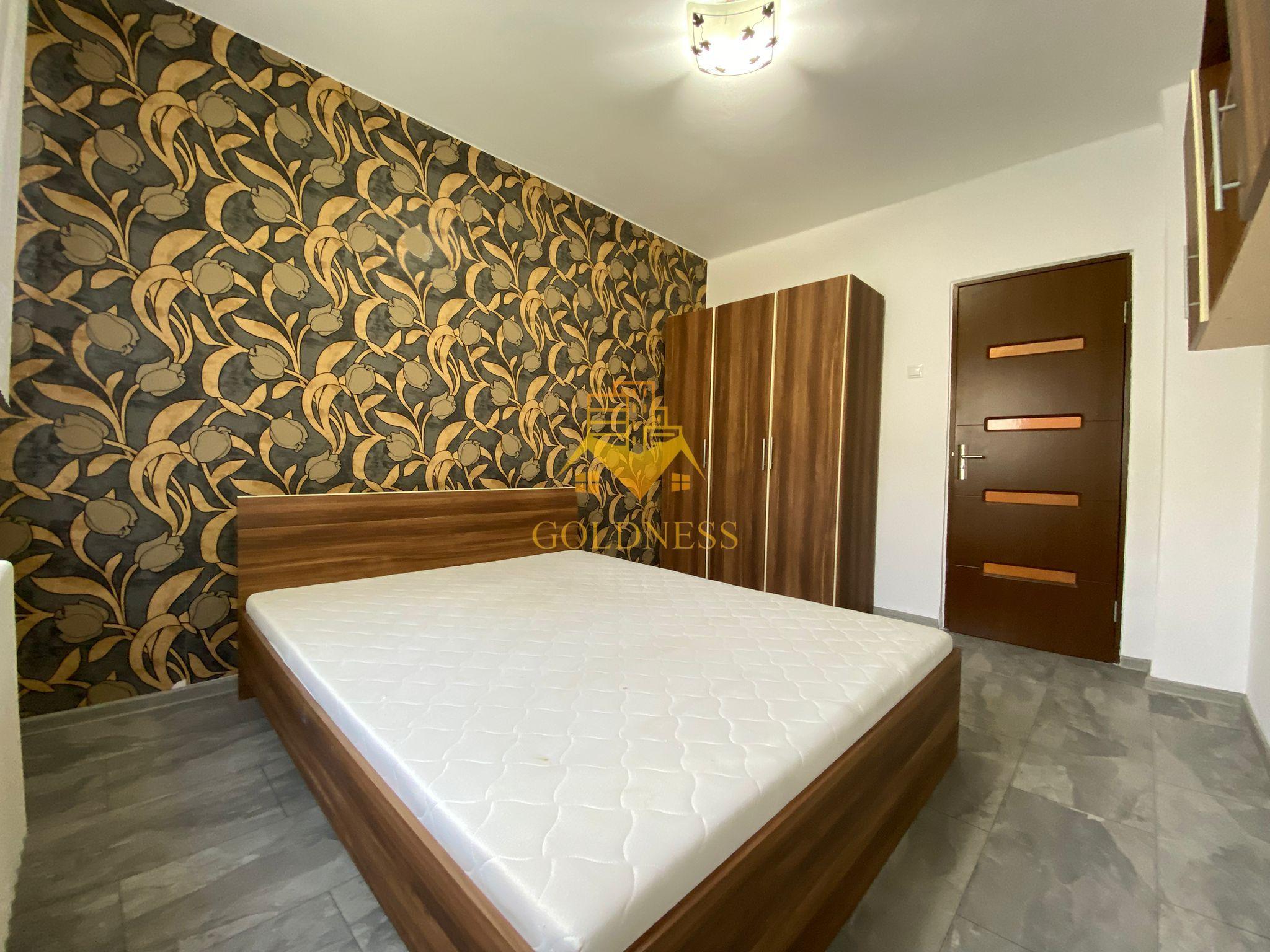 3 camere semidecomandate, Profi, Gara, Semicentral, Zona Horea - 4