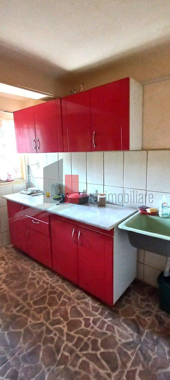 Teren 1024 mp+ casă din cărămidă în suprafață de 121 mp - 2