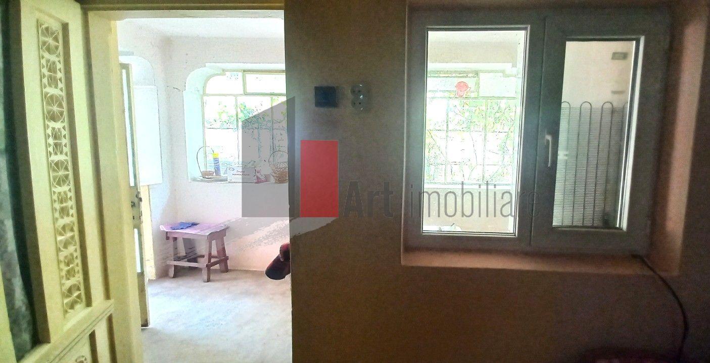 Teren 1024 mp+ casă din cărămidă în suprafață de 121 mp - 6