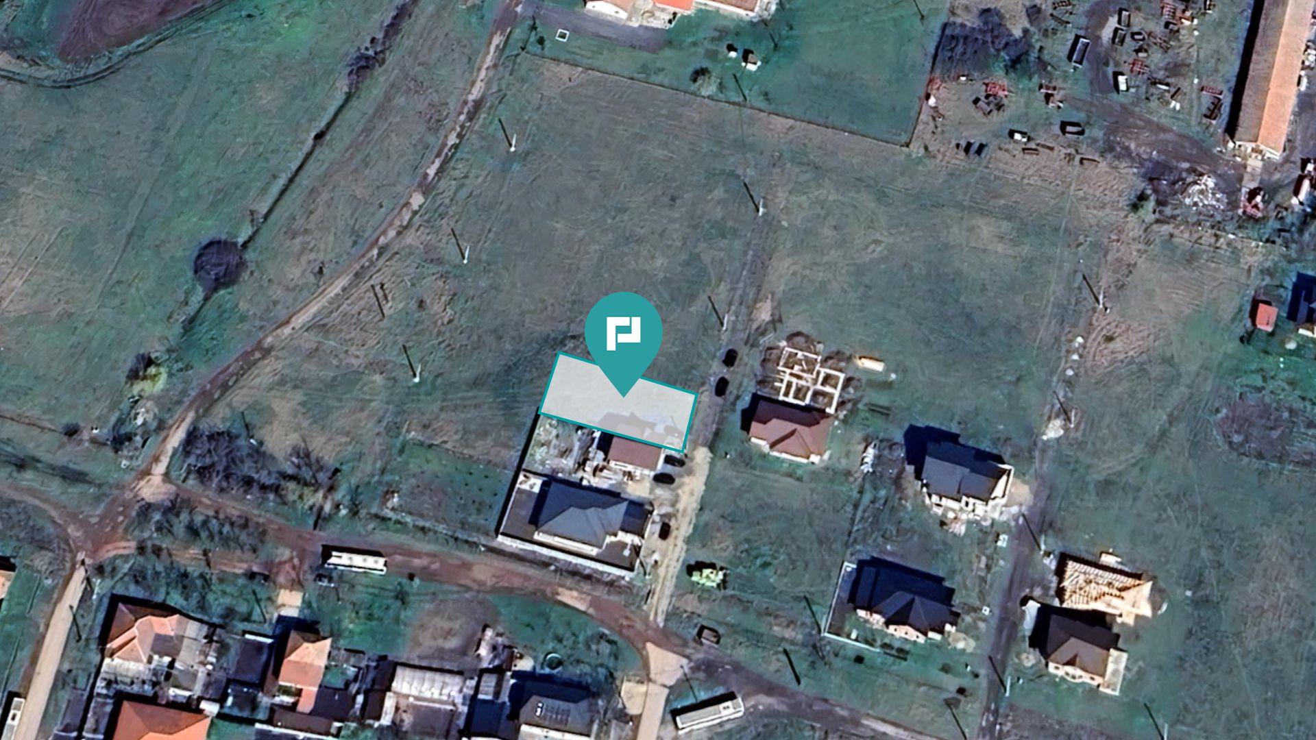 Loc de casa de 449mp în Livada - 2