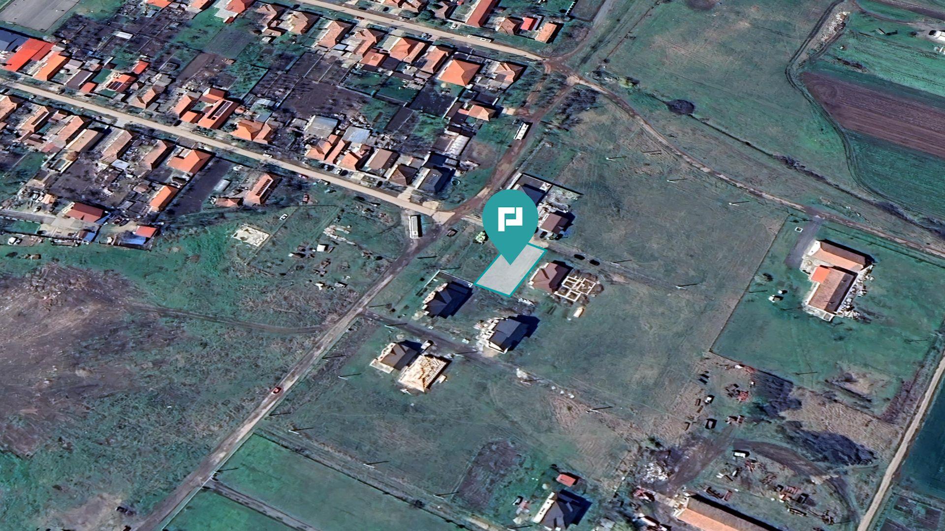Loc de casa de 512mp în Livada - 1