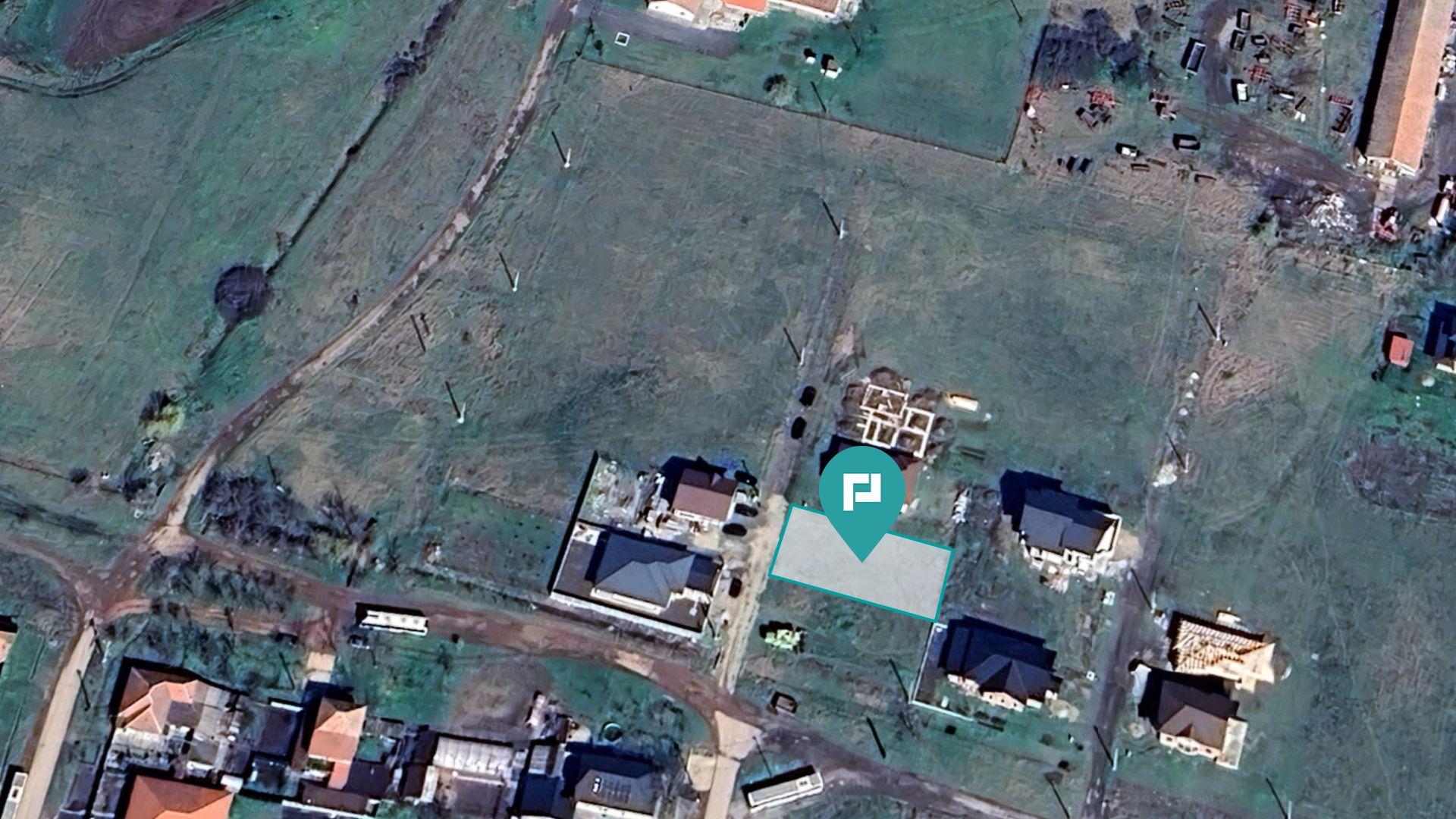 Loc de casa de 512mp în Livada - 2