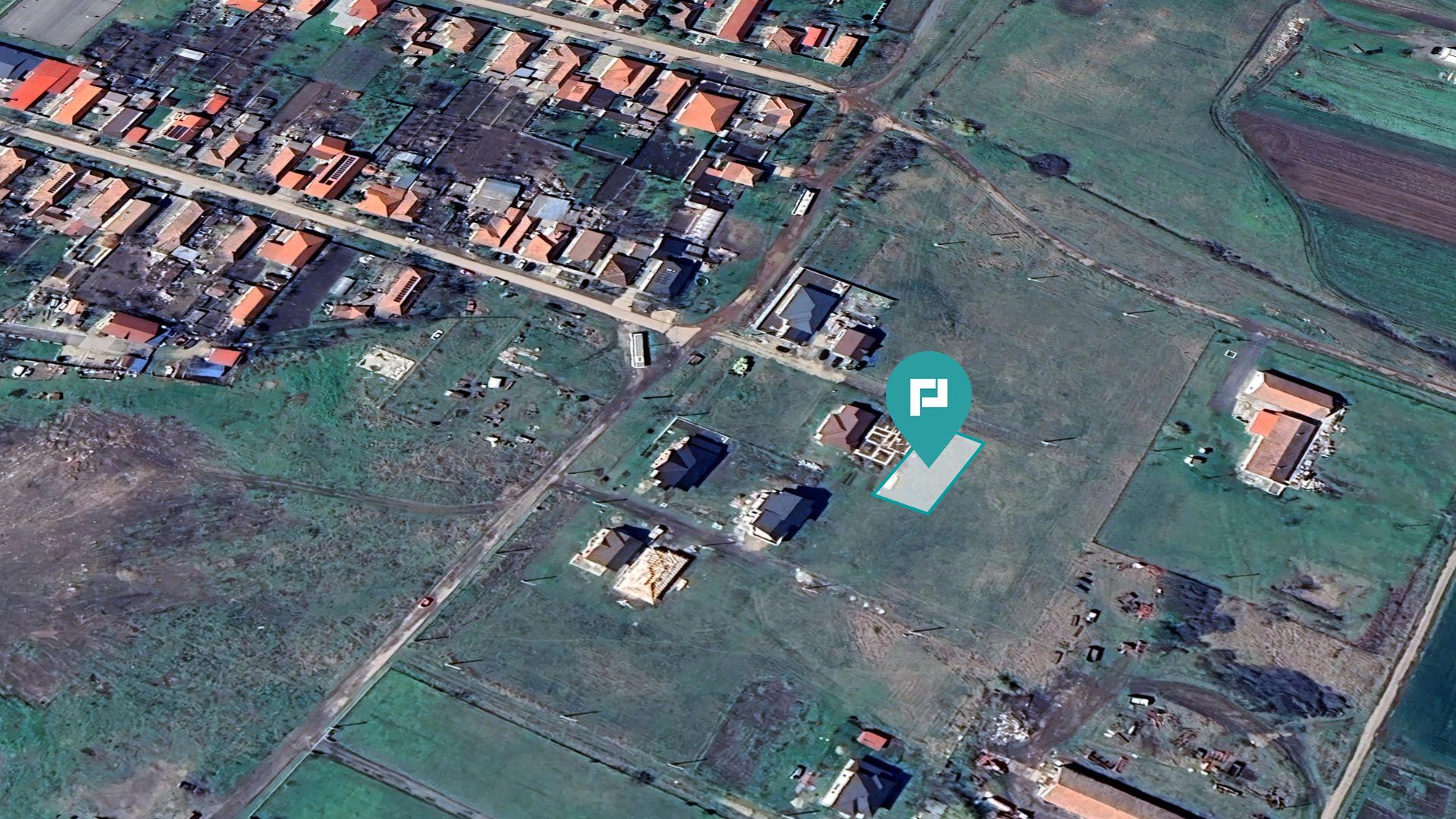 Loc de casa de 512mp în Livada - 1