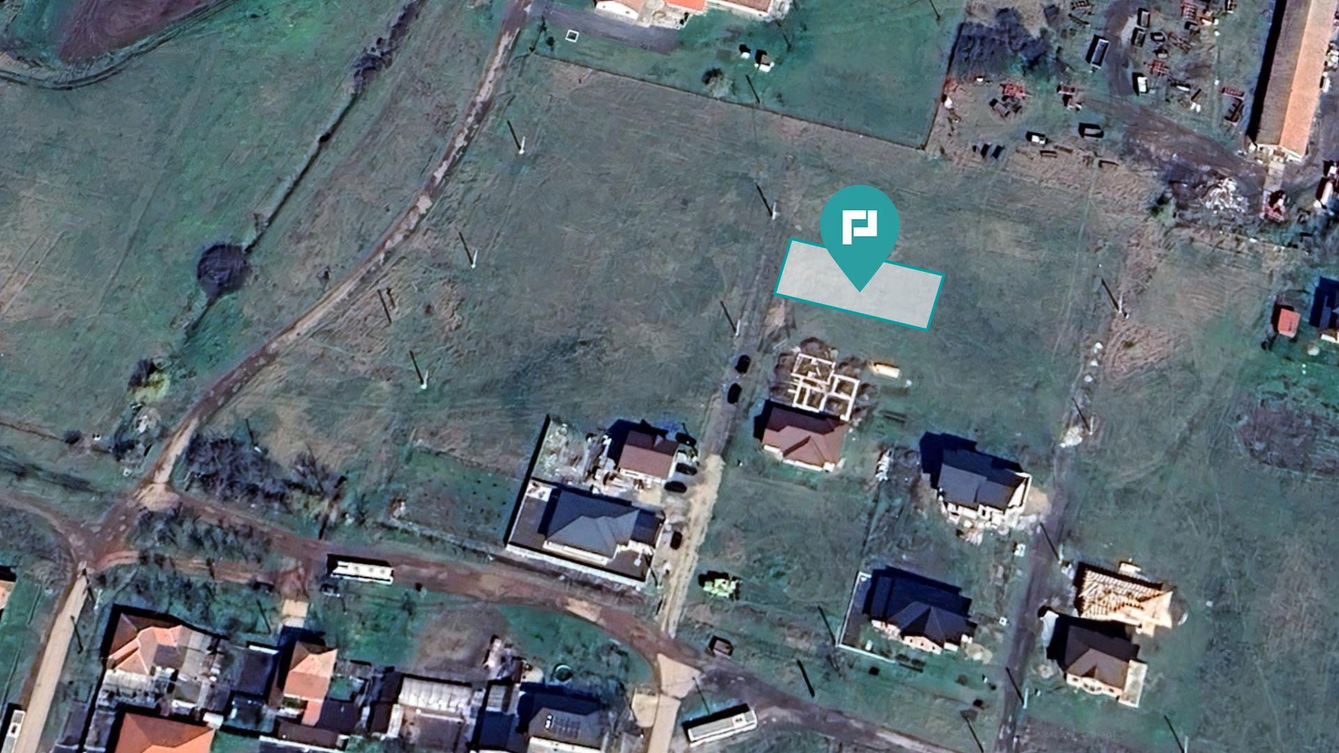 Loc de casa de 540mp în Livada - 2