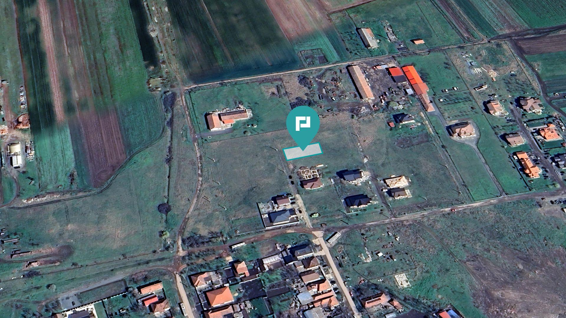 Loc de casa de 540mp în Livada - 3