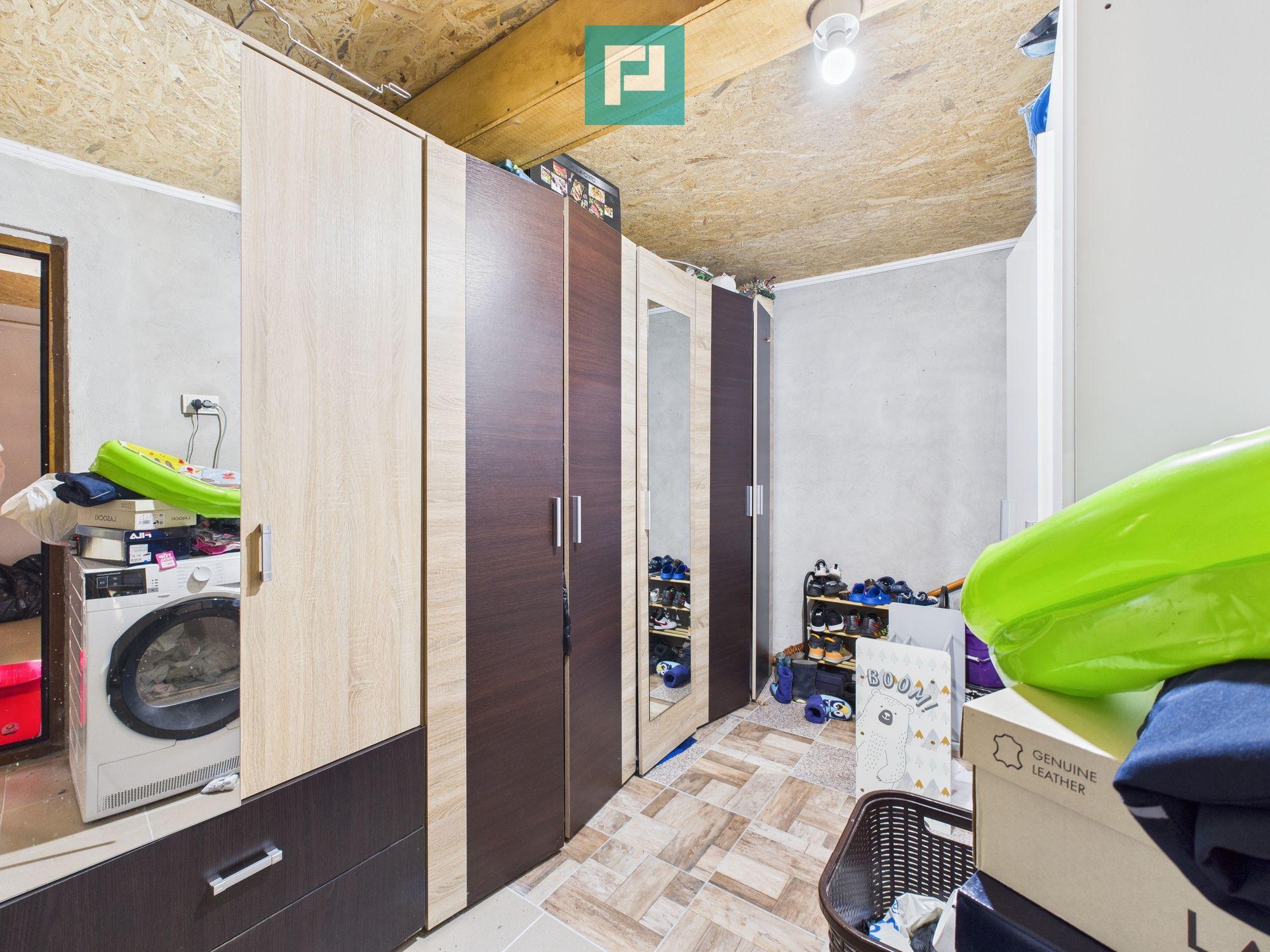 Casă cu 2 camere nou renovată cu anexă în Nădab - 13