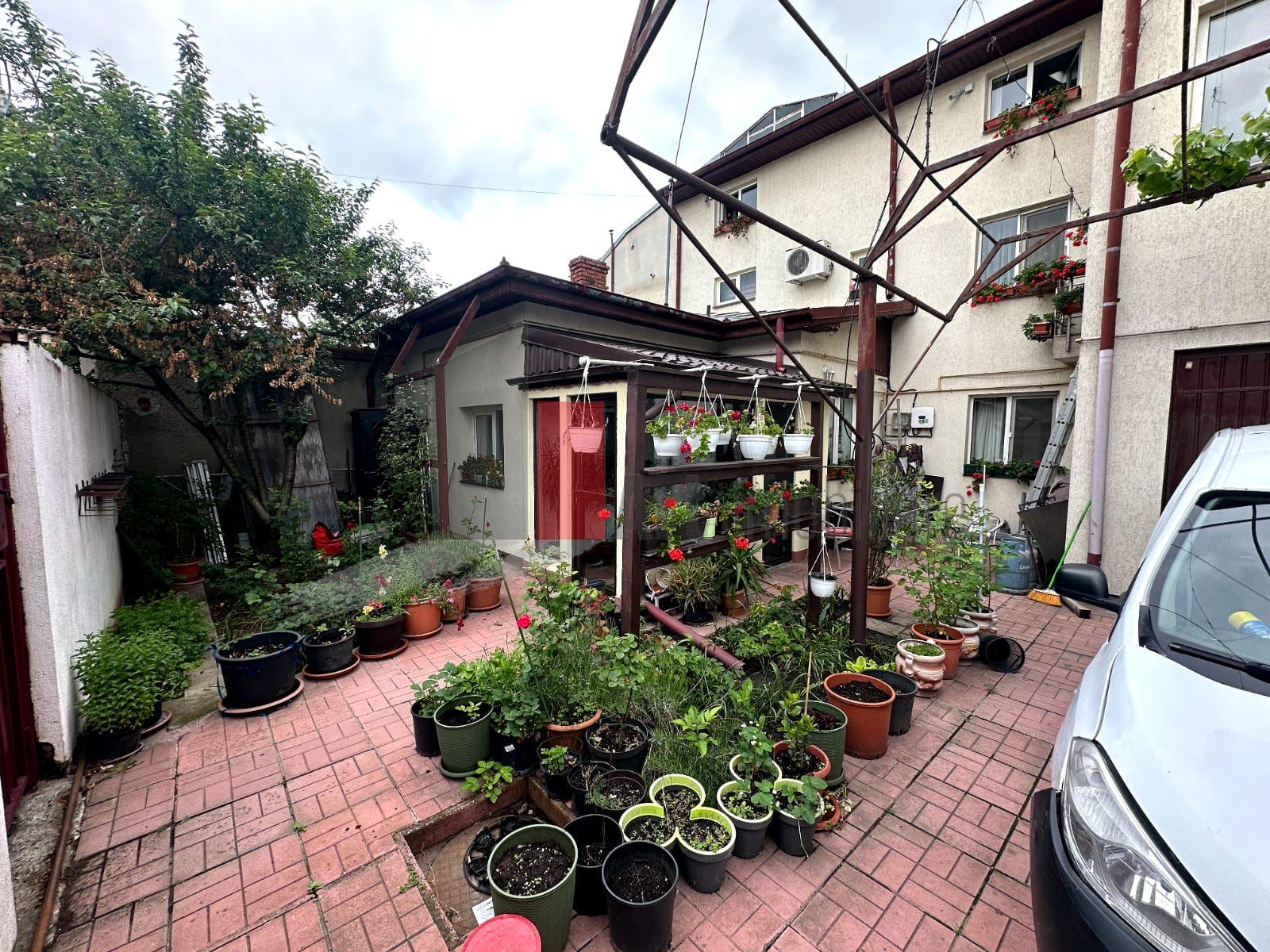 Casă individuală de vânzare – Dămăroaia, Sector 1, București - 1