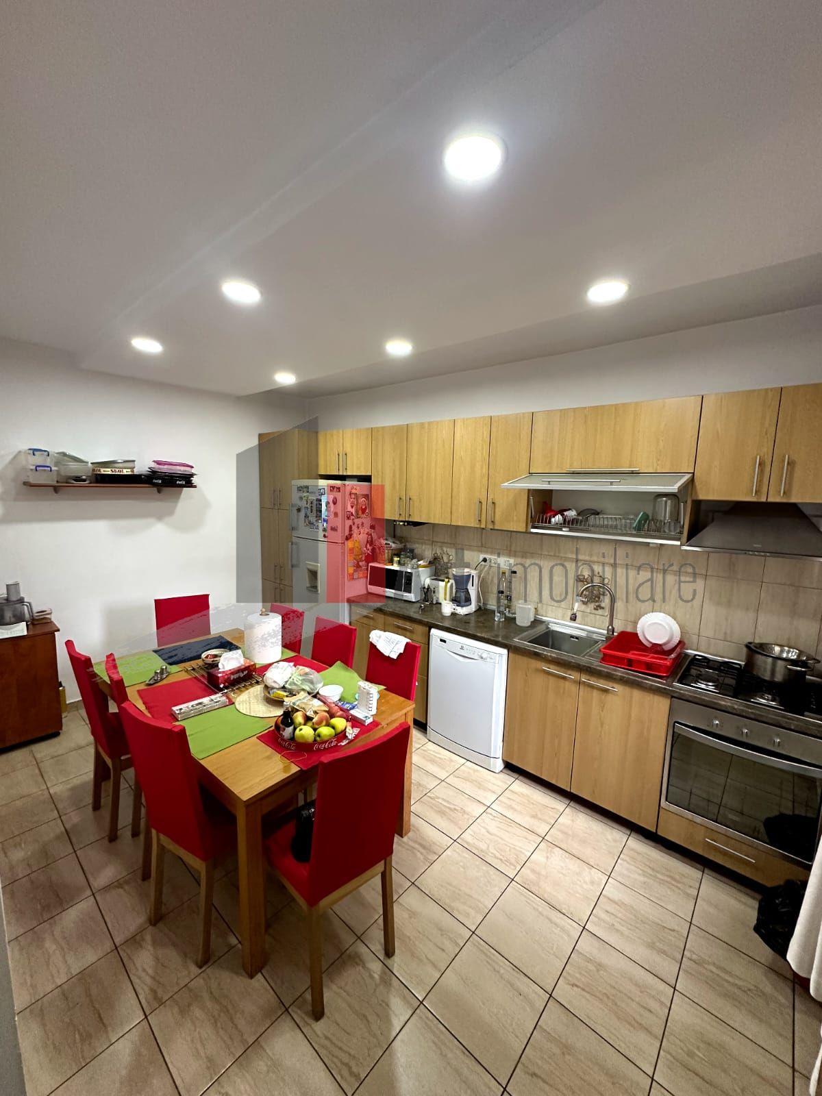 Casă individuală de vânzare – Dămăroaia, Sector 1, București - 6