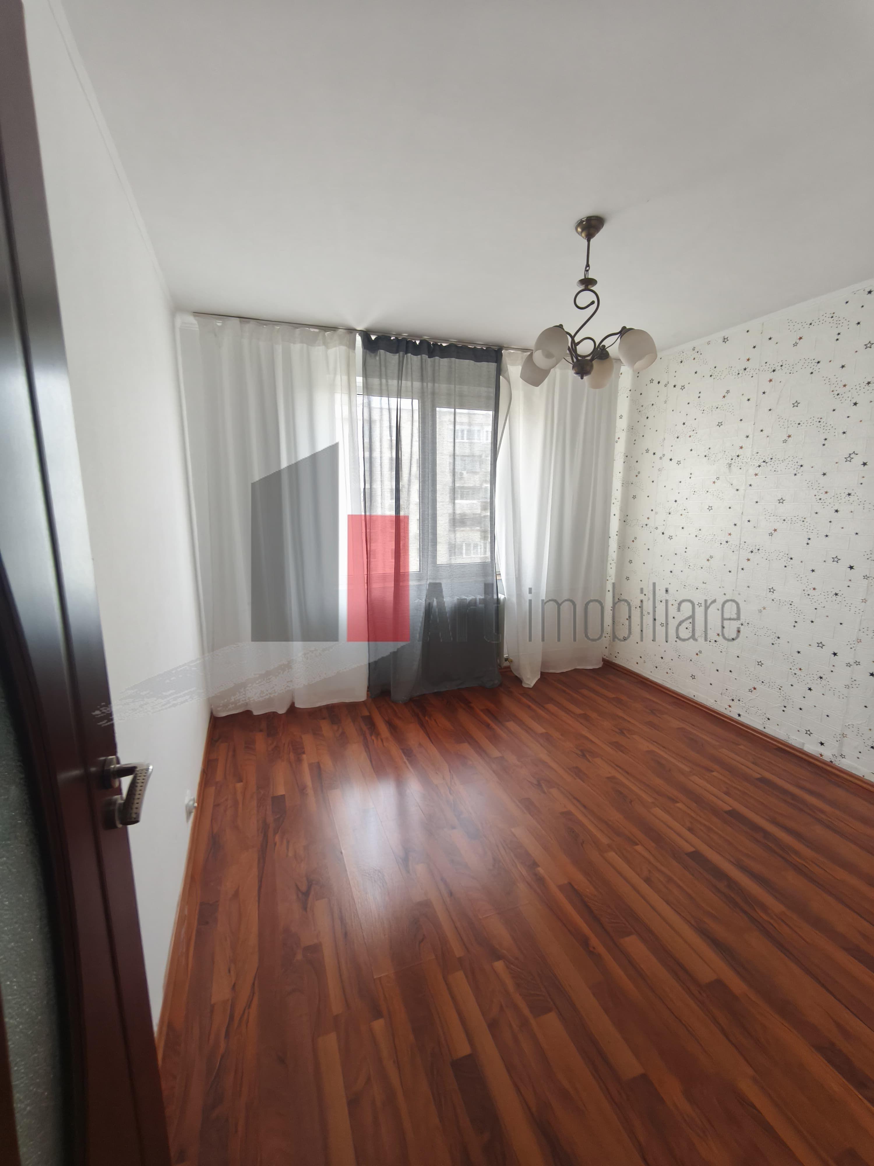 Apartament 3 camere Crangasi - 1
