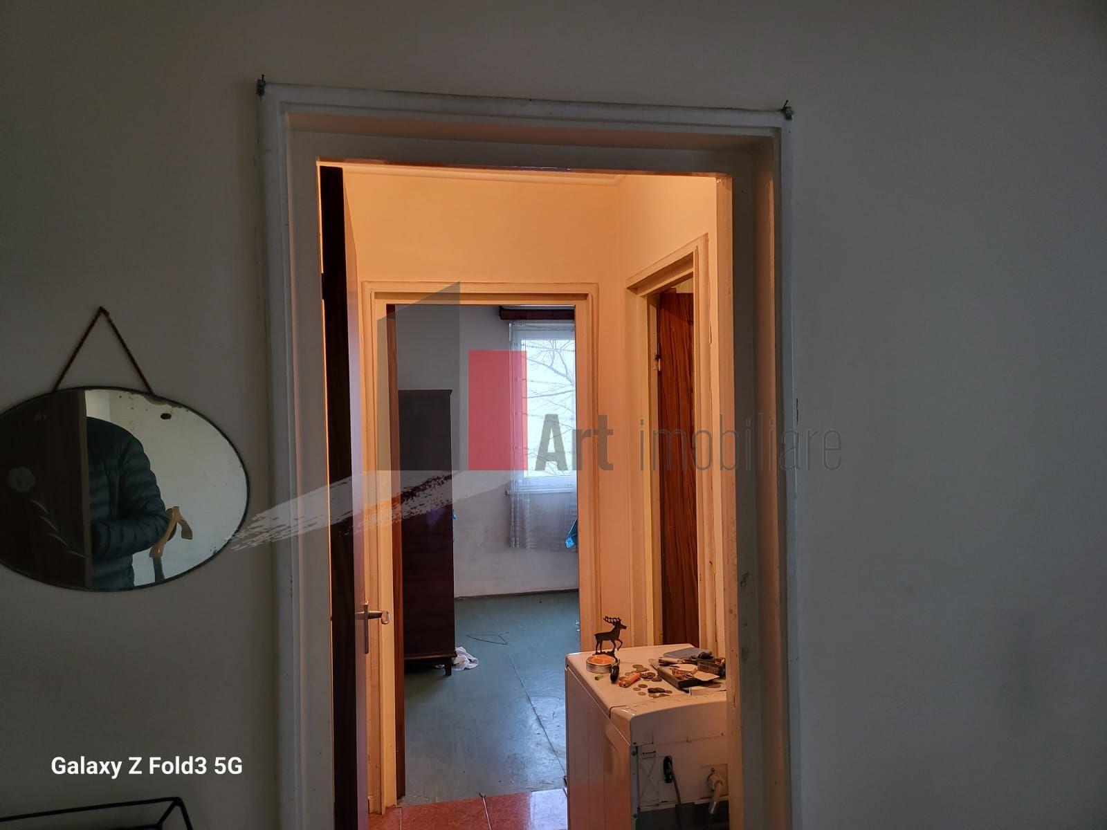 Apartament 3 camere Titan liceul Dante - 4