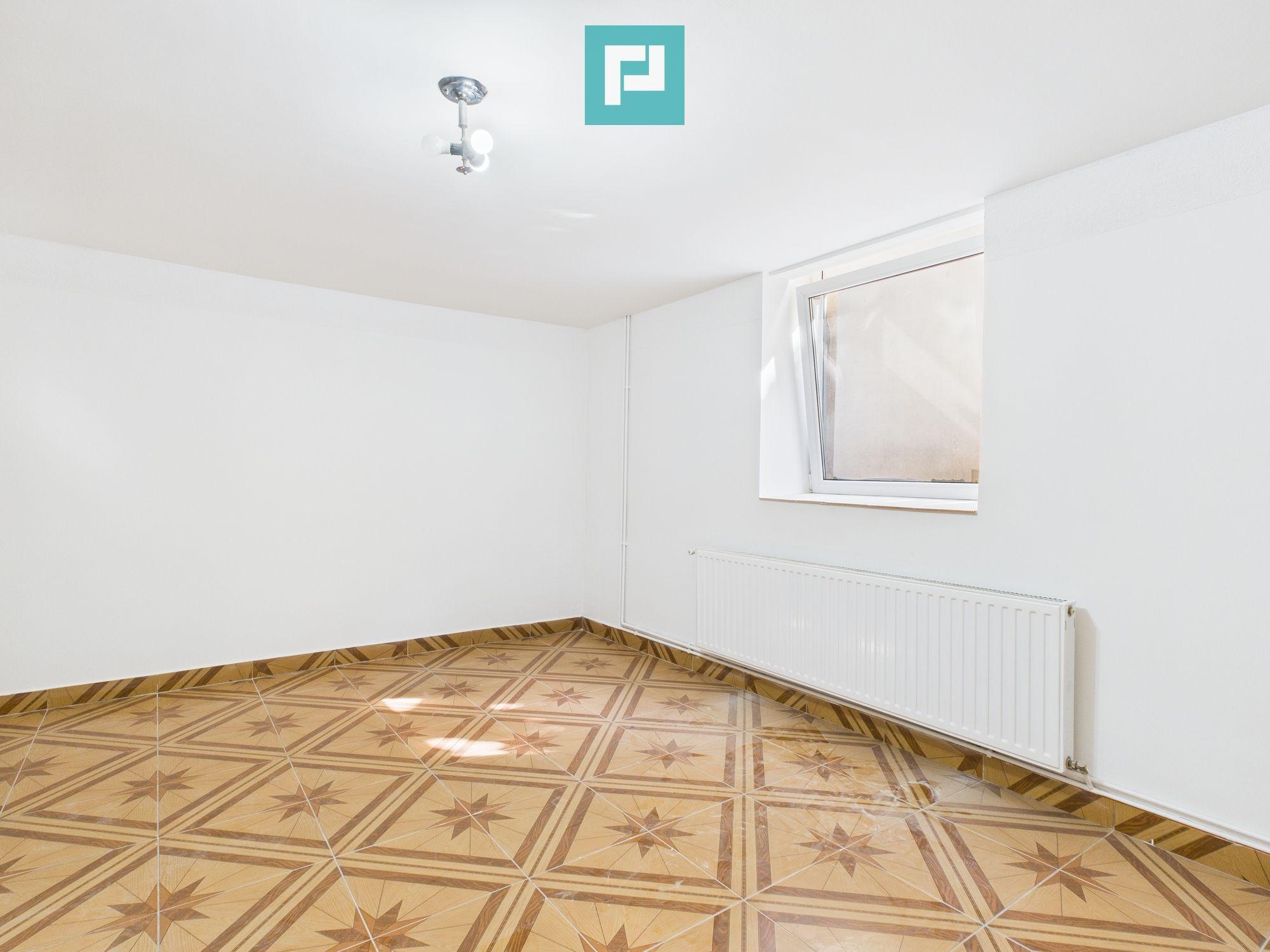 Apartament 4 camere, Bulevardul Revoluției - 9