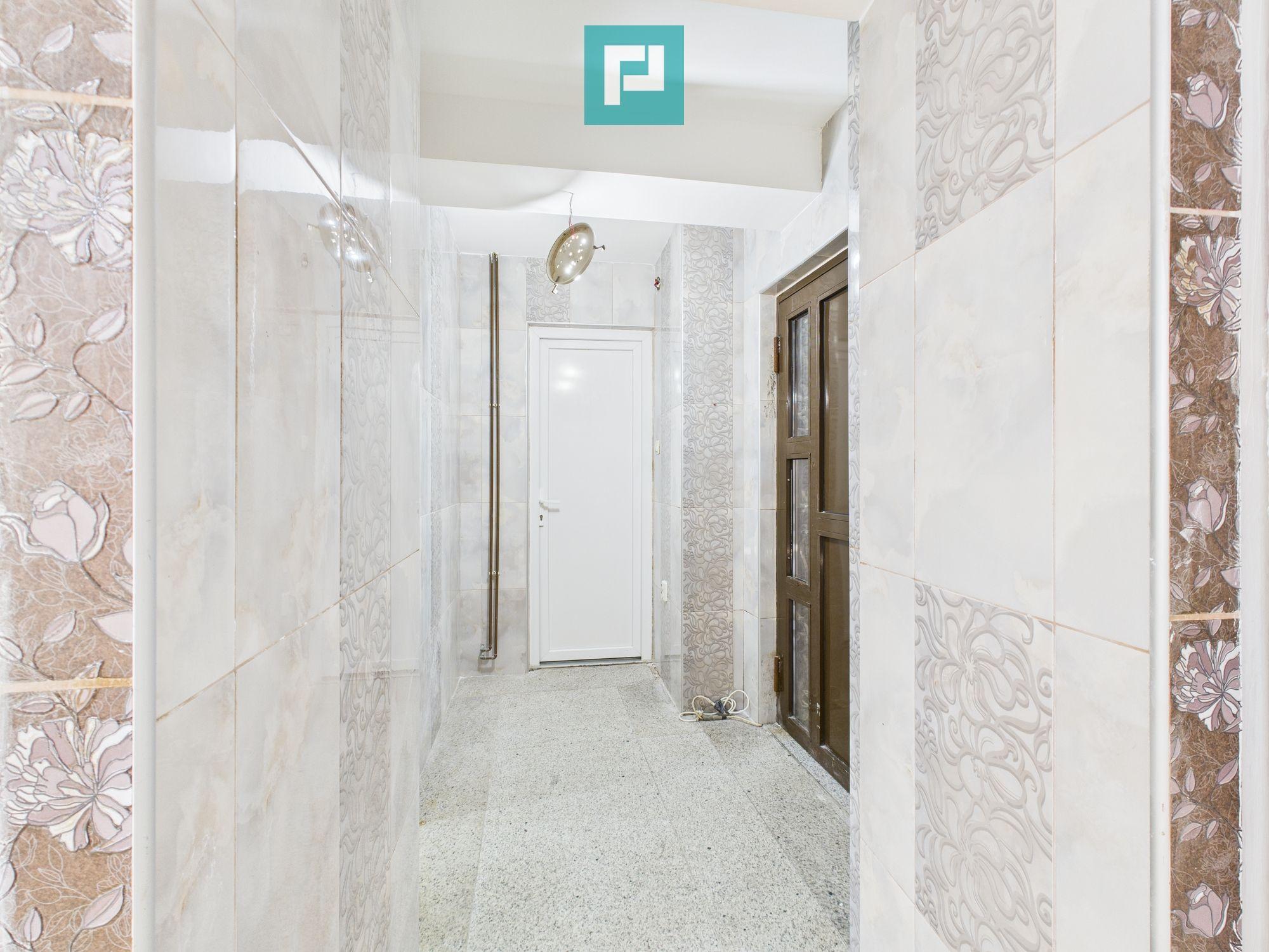 Apartament 4 camere, Bulevardul Revoluției - 8
