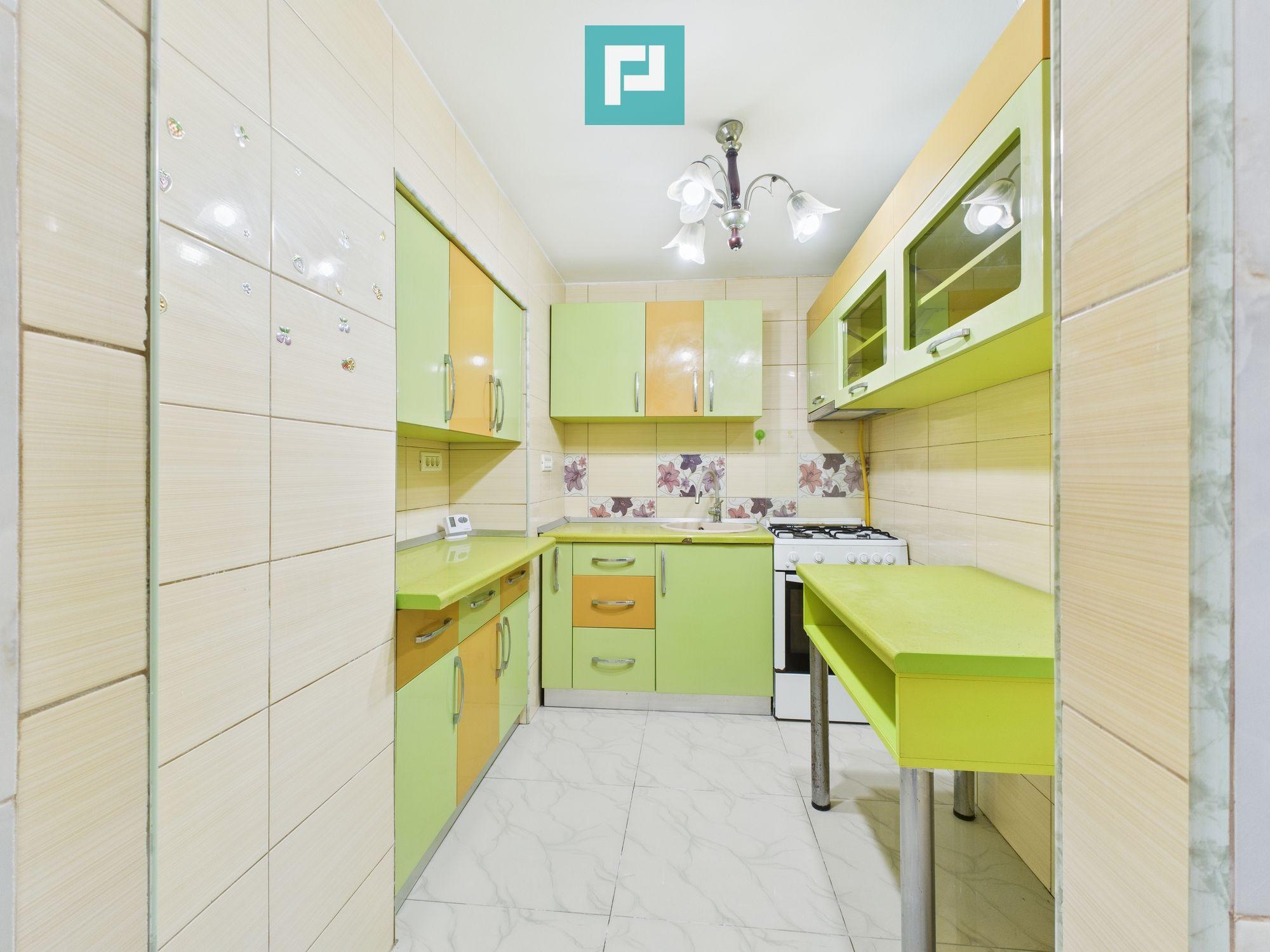 Apartament 4 camere, Bulevardul Revoluției - 16