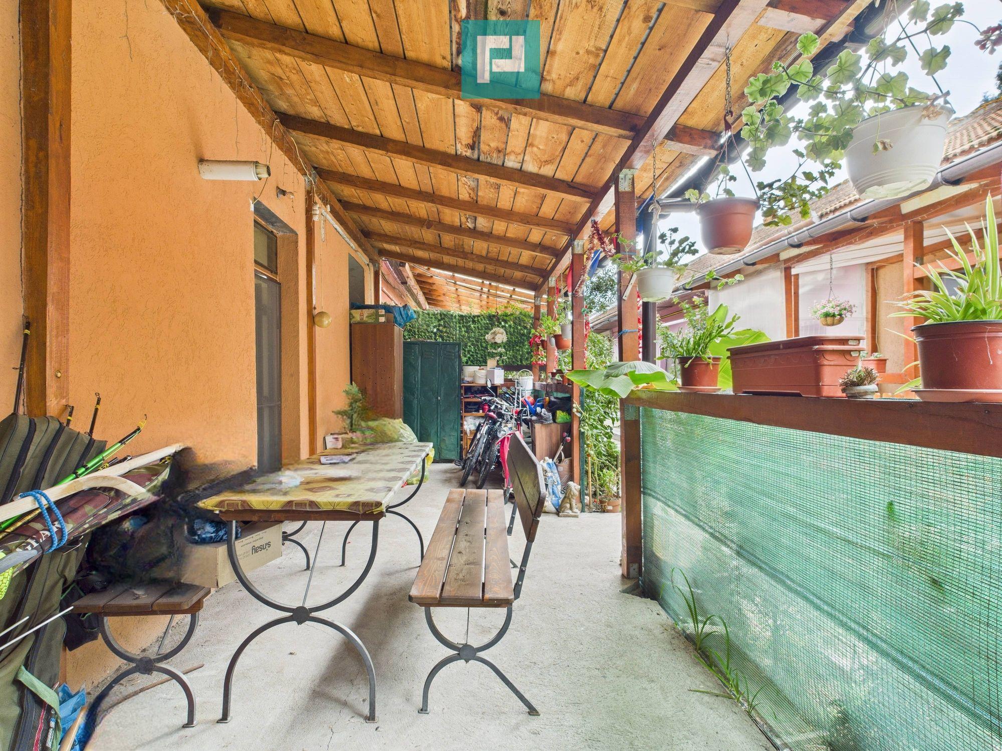 Casă la curte comună, zona Iosefin - 10