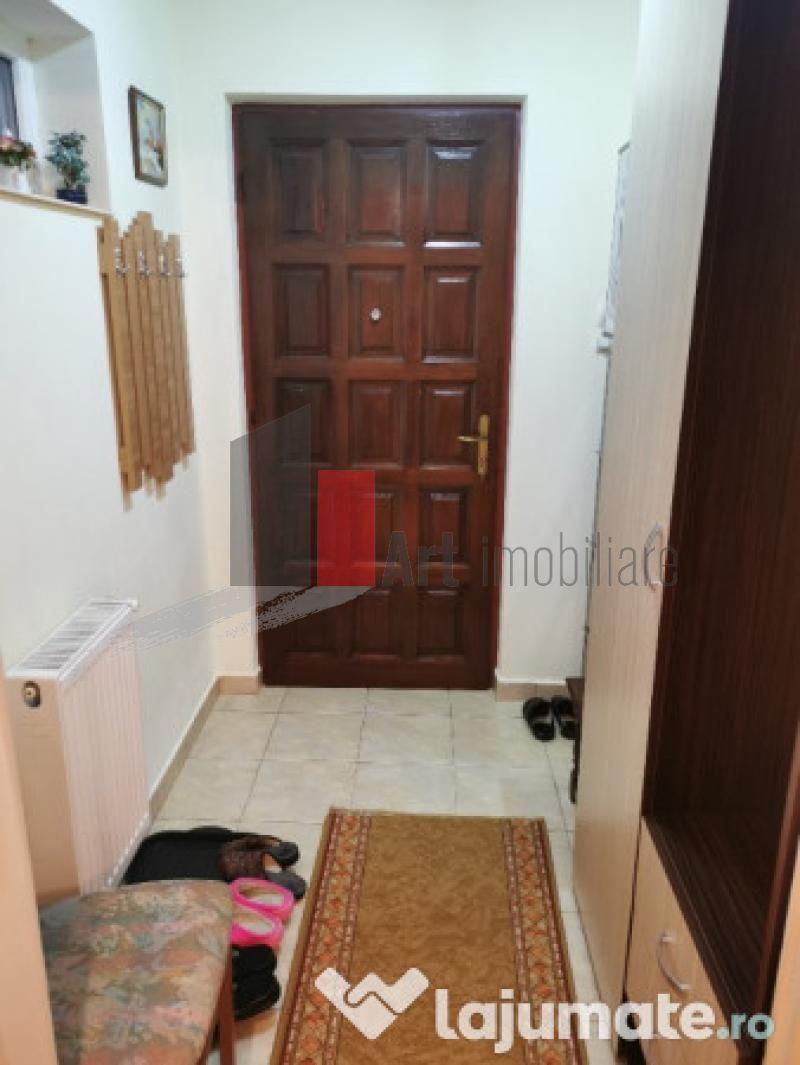 Apartament 2 camere la curte | Parcare | Mobilat utilat | Metrou - 10