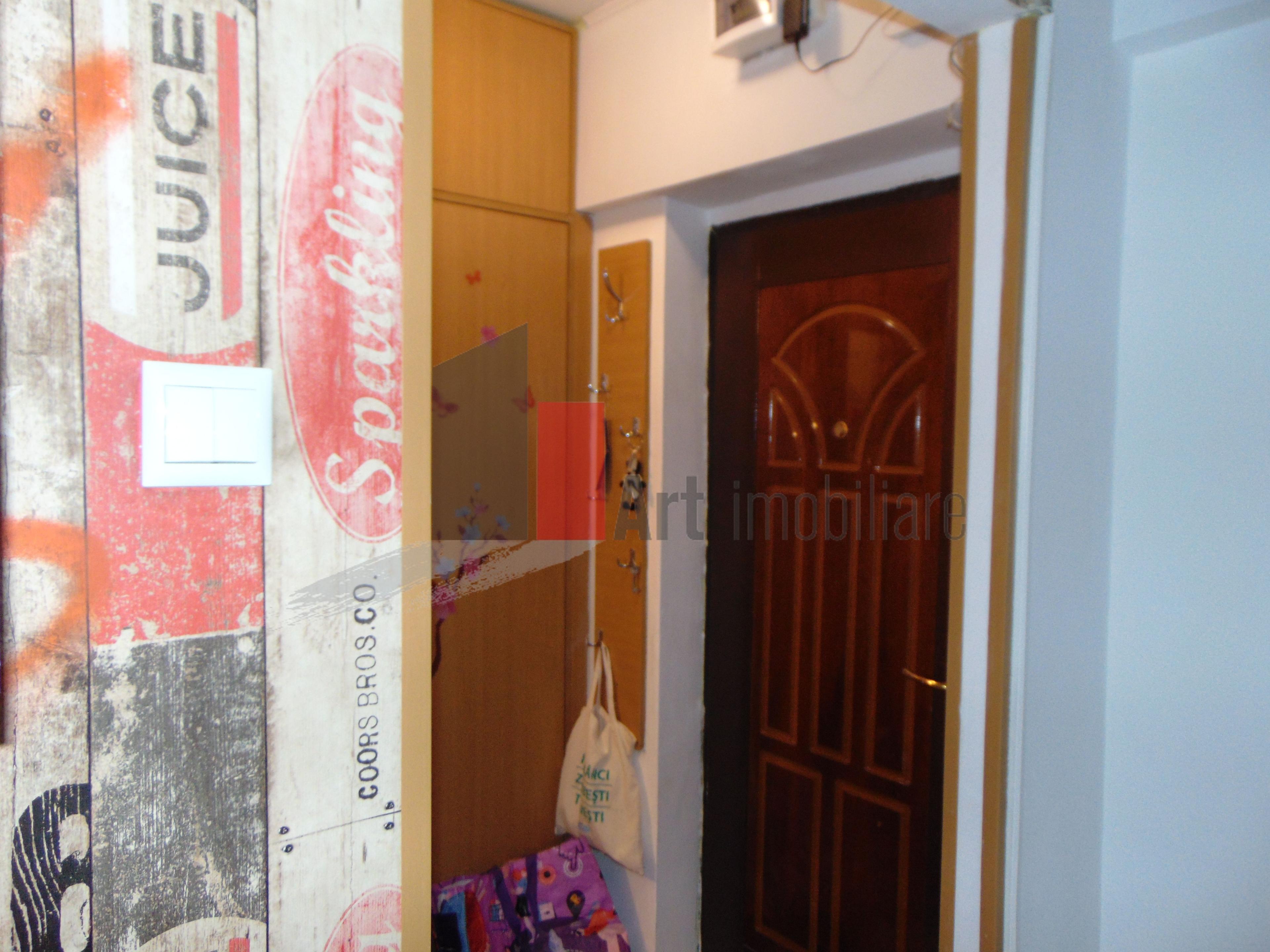Apartament cu o camera, garsoniera Titan metrou - 12