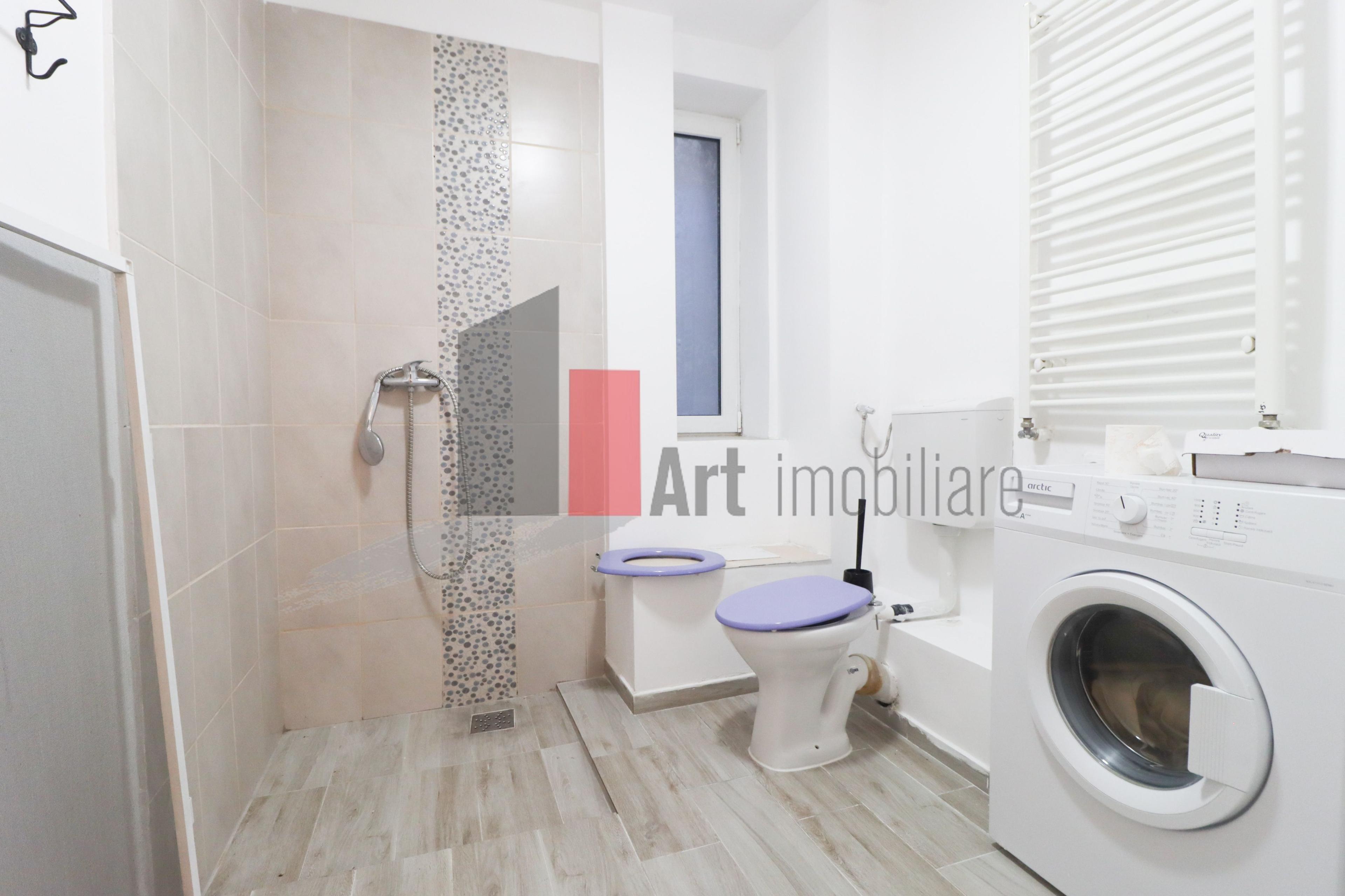 Apartamentul "REHEGUA" , stradal, bloc "REABILITAT" - 21