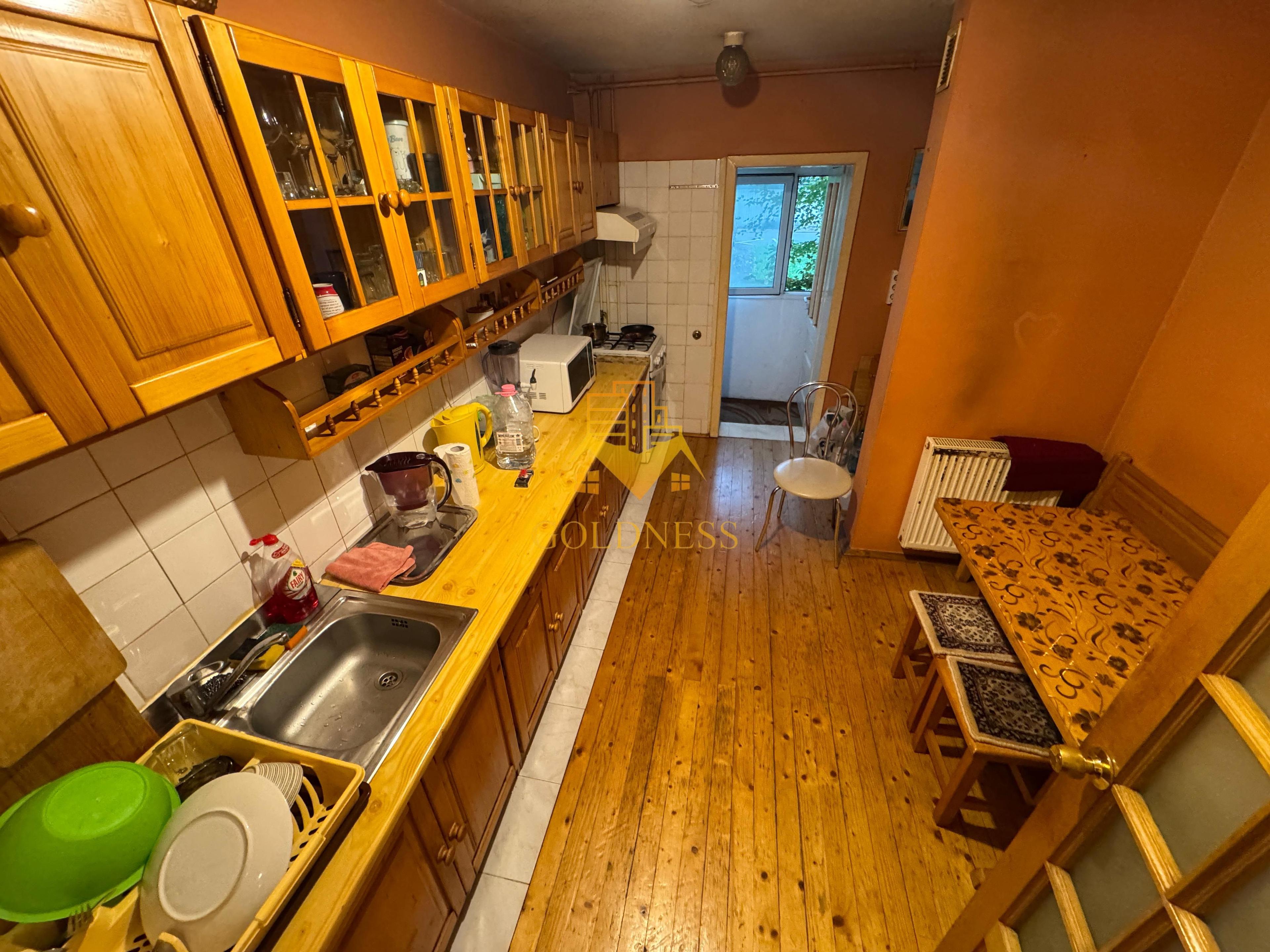3 camere, decomandate, Zorilor Zona Observatorului, Profi, UMF - 4
