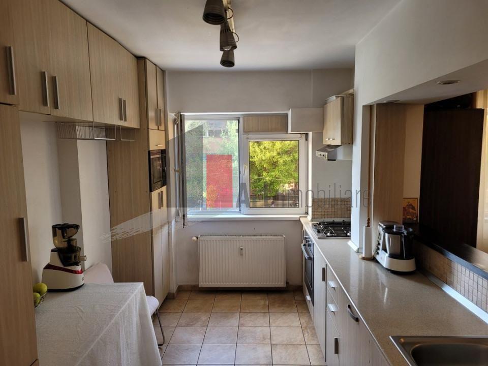 Apartament ideal de 3 camere la doar 50m de parc – gata de mutare! - 2