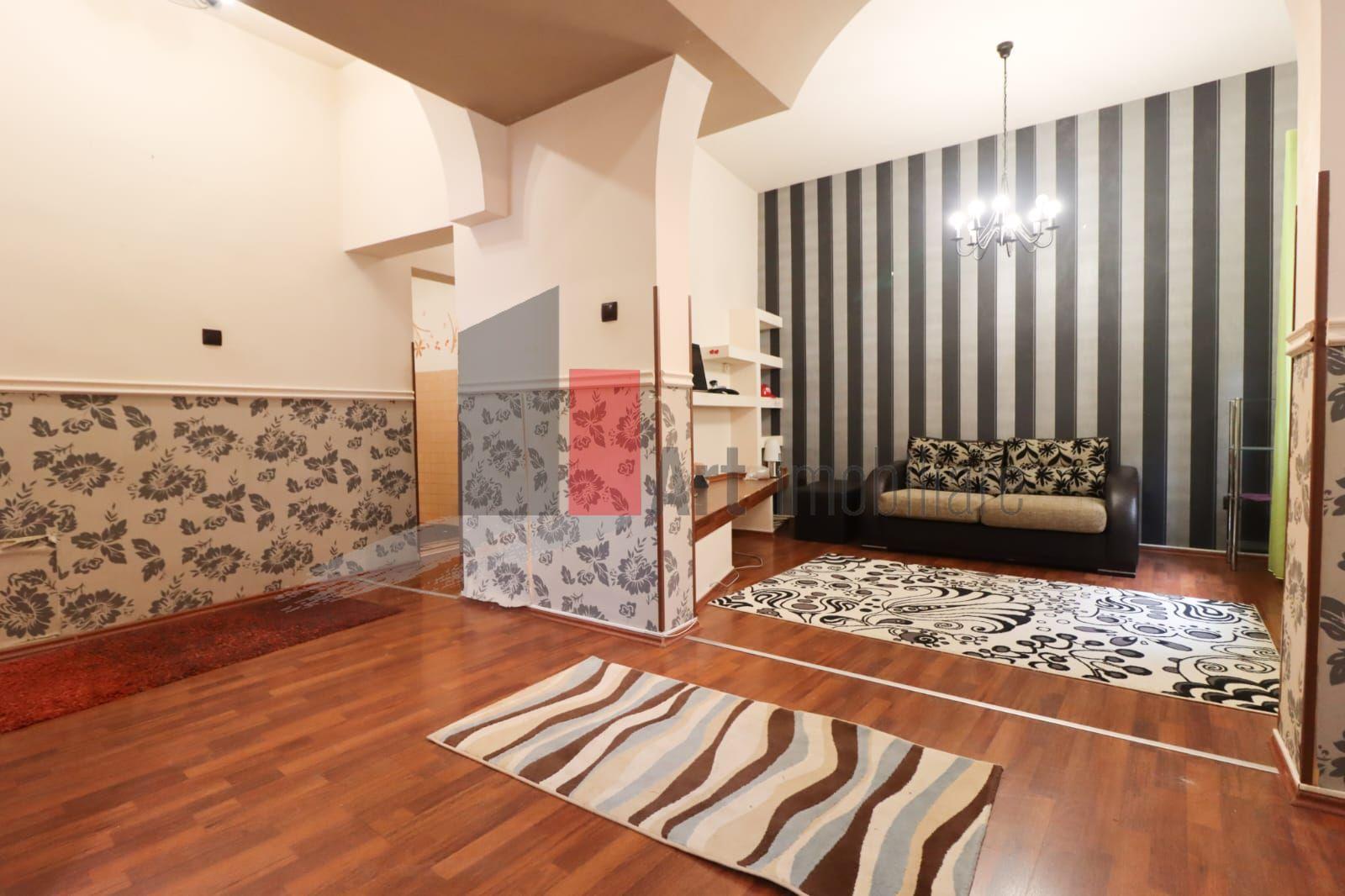 Vila "VARDA" , 200 MP utili, teren 160 mp - 2