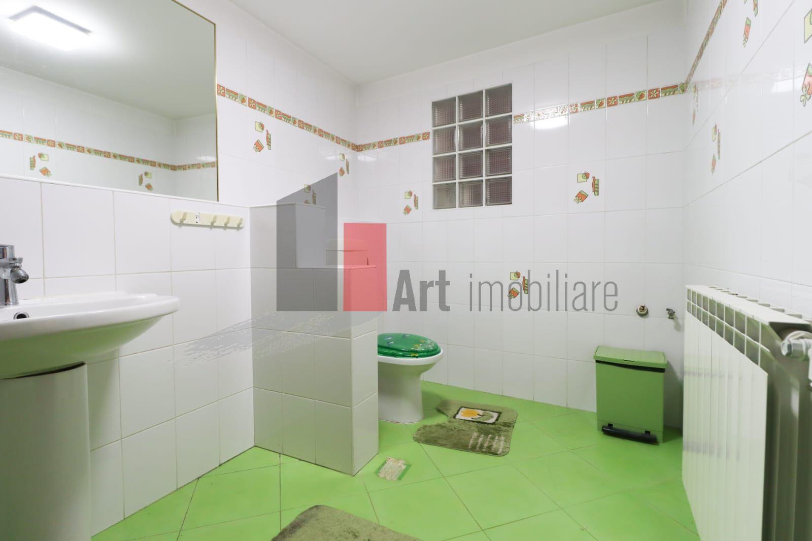 Vila "VARDA" , 200 MP utili, teren 160 mp - 18