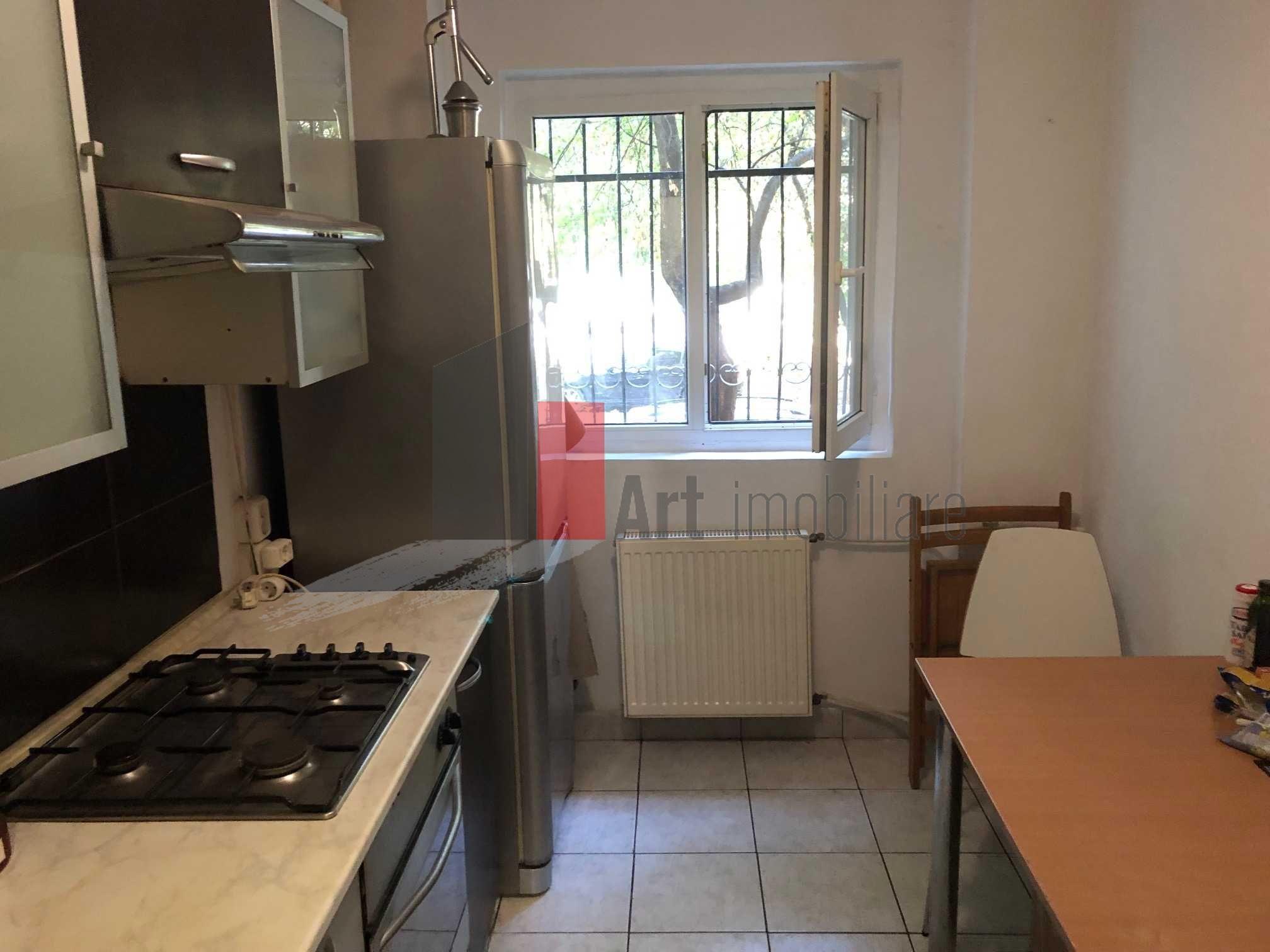 Vânzare apartament decomandat 2 camere Tineretului - Palatul Copiilor - 2