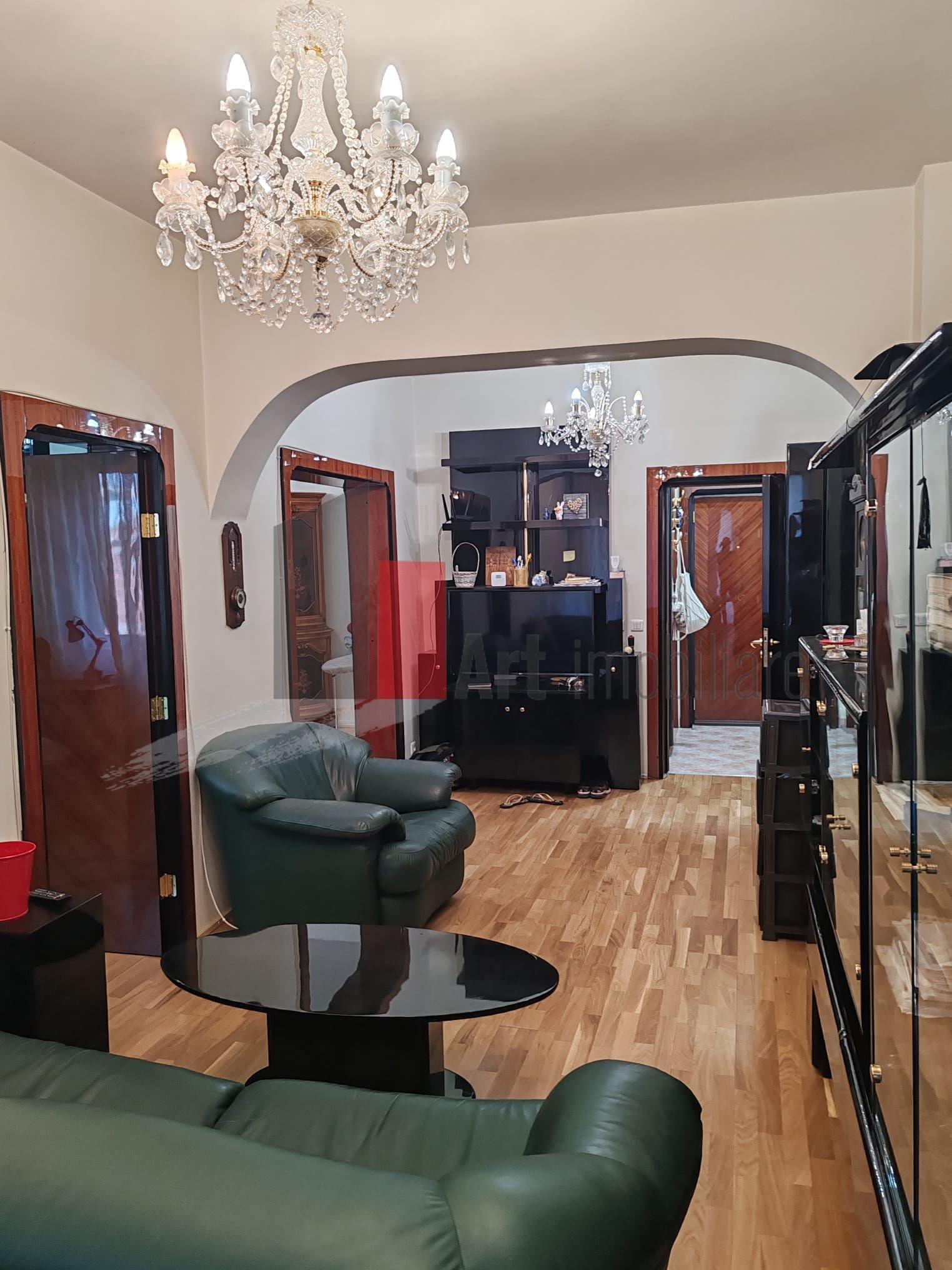 Apartament 4 camere Vasile Lascar - 3