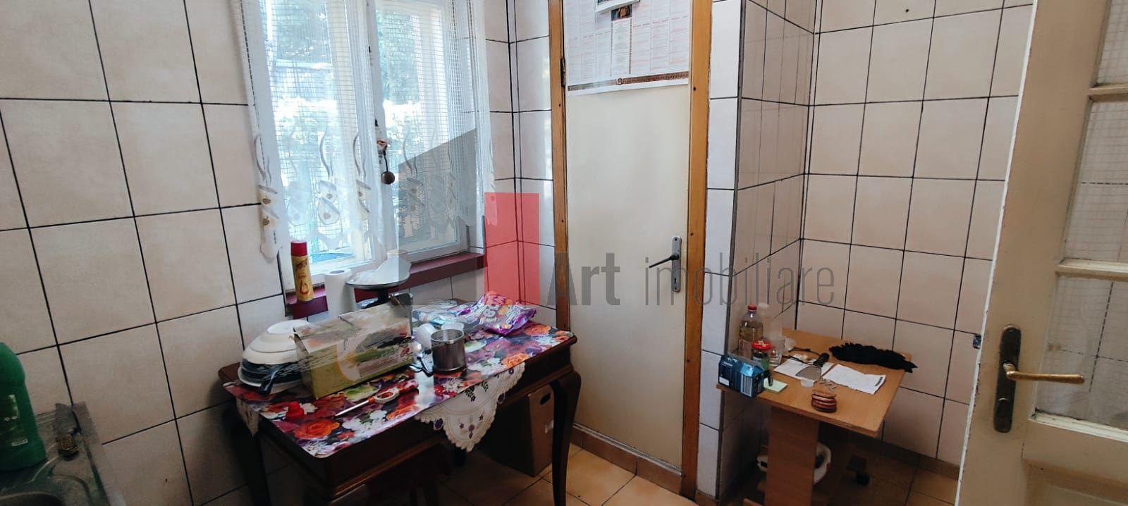 Casa de vanzare + teren in zona Jiului (Bucurestii Noi) - 21