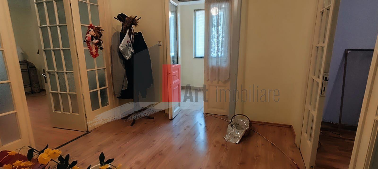 Casa de vanzare + teren in zona Jiului (Bucurestii Noi) - 25