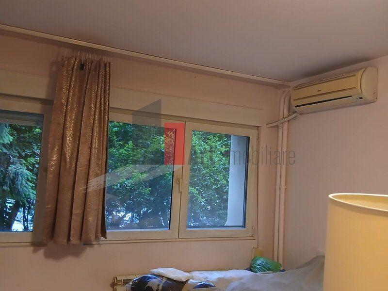 Vânzare apartament semidecomandat 2 camere Bd. Obregia - 5