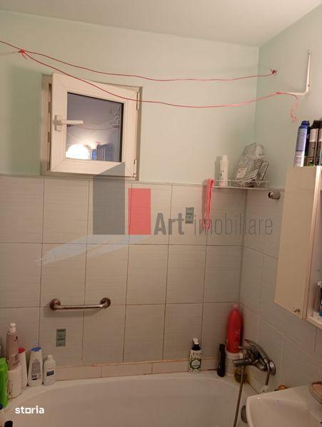 Vânzare apartament semidecomandat 2 camere Bd. Obregia - 3