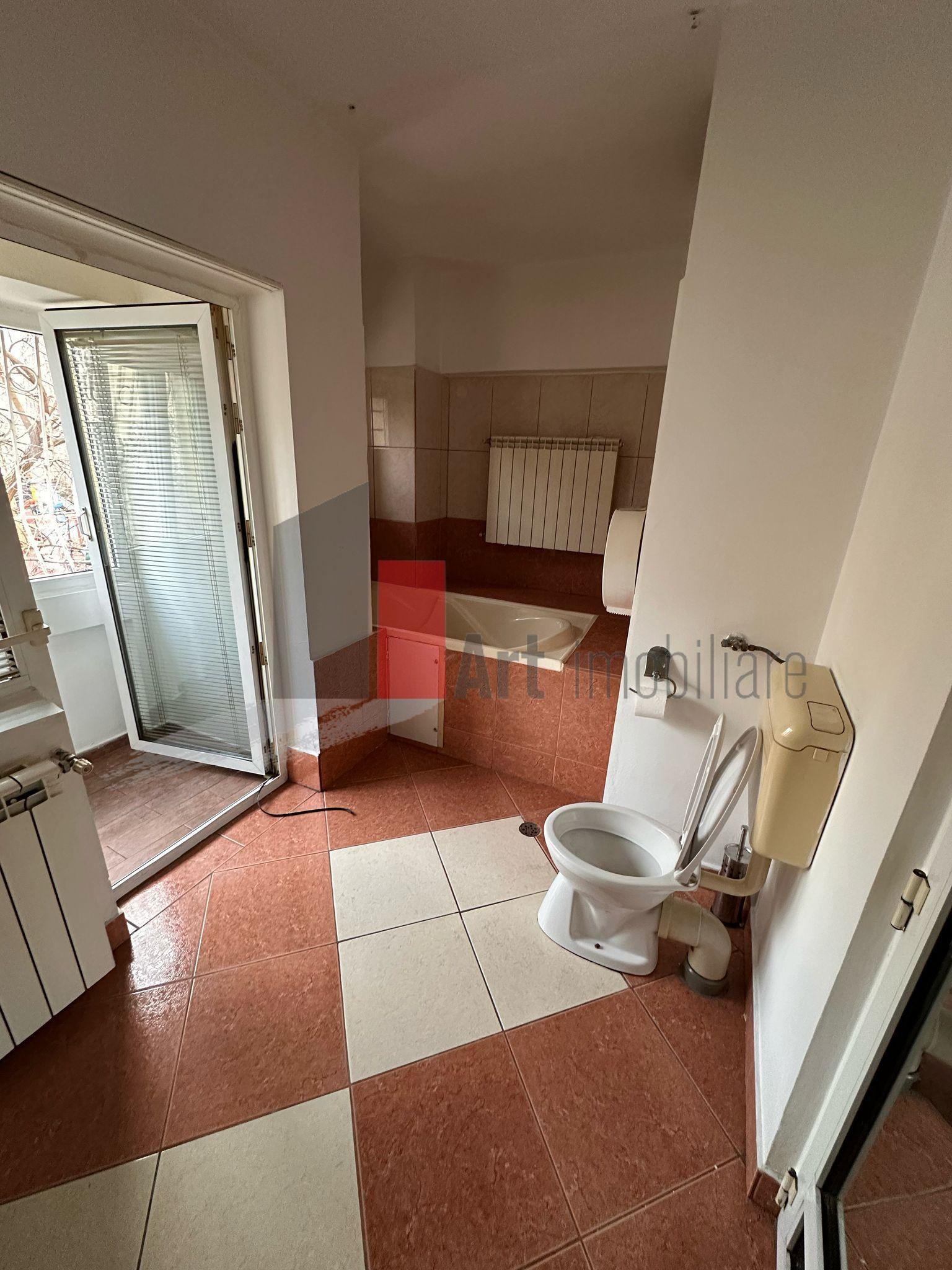 Spațiu birouri ultracentral 100 mp, balcon, mobilat parțial, Nerva Traian - 9