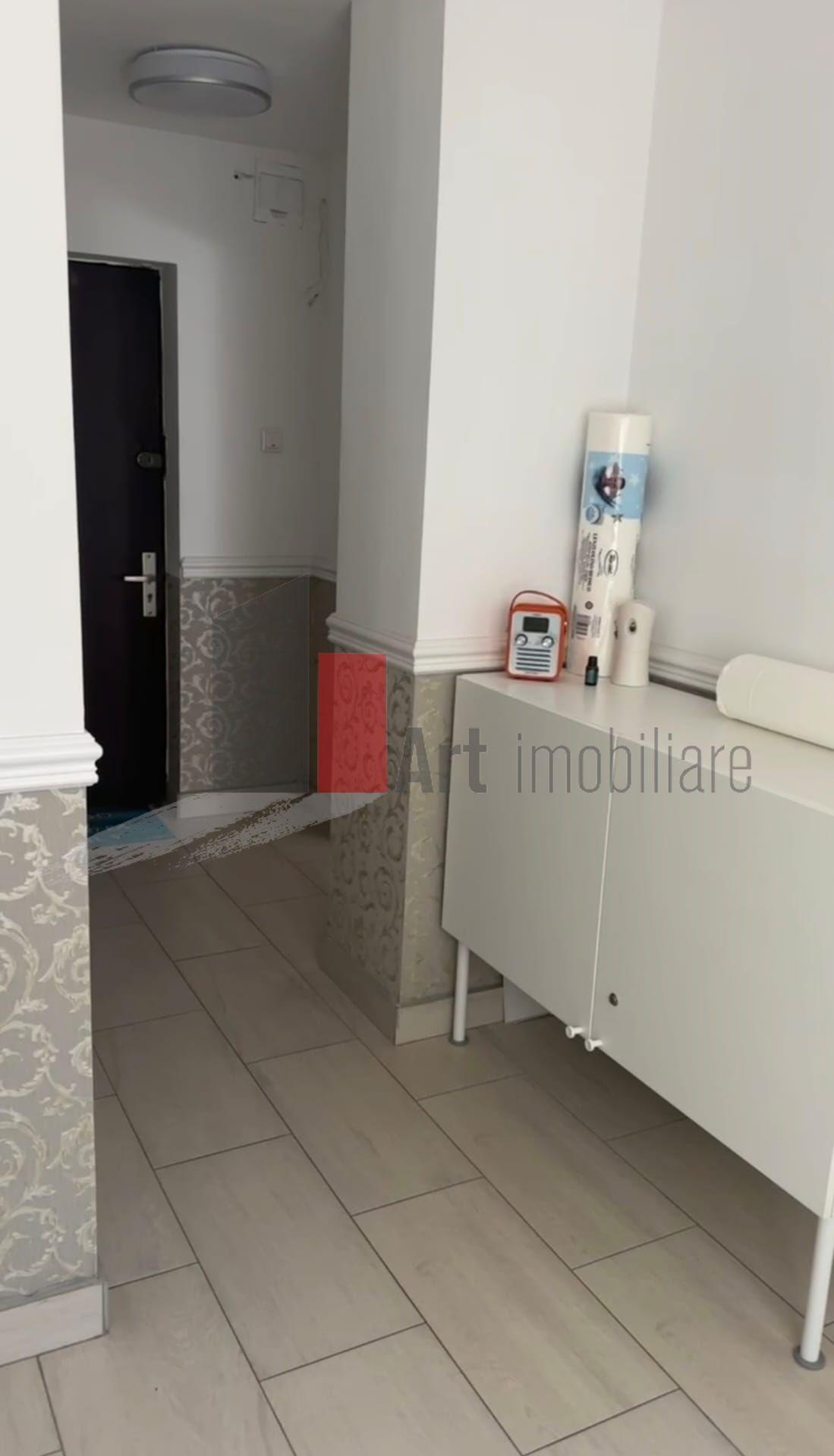 Închiriere cameră – 10 mp SALON | Calea Vitan, București - 2
