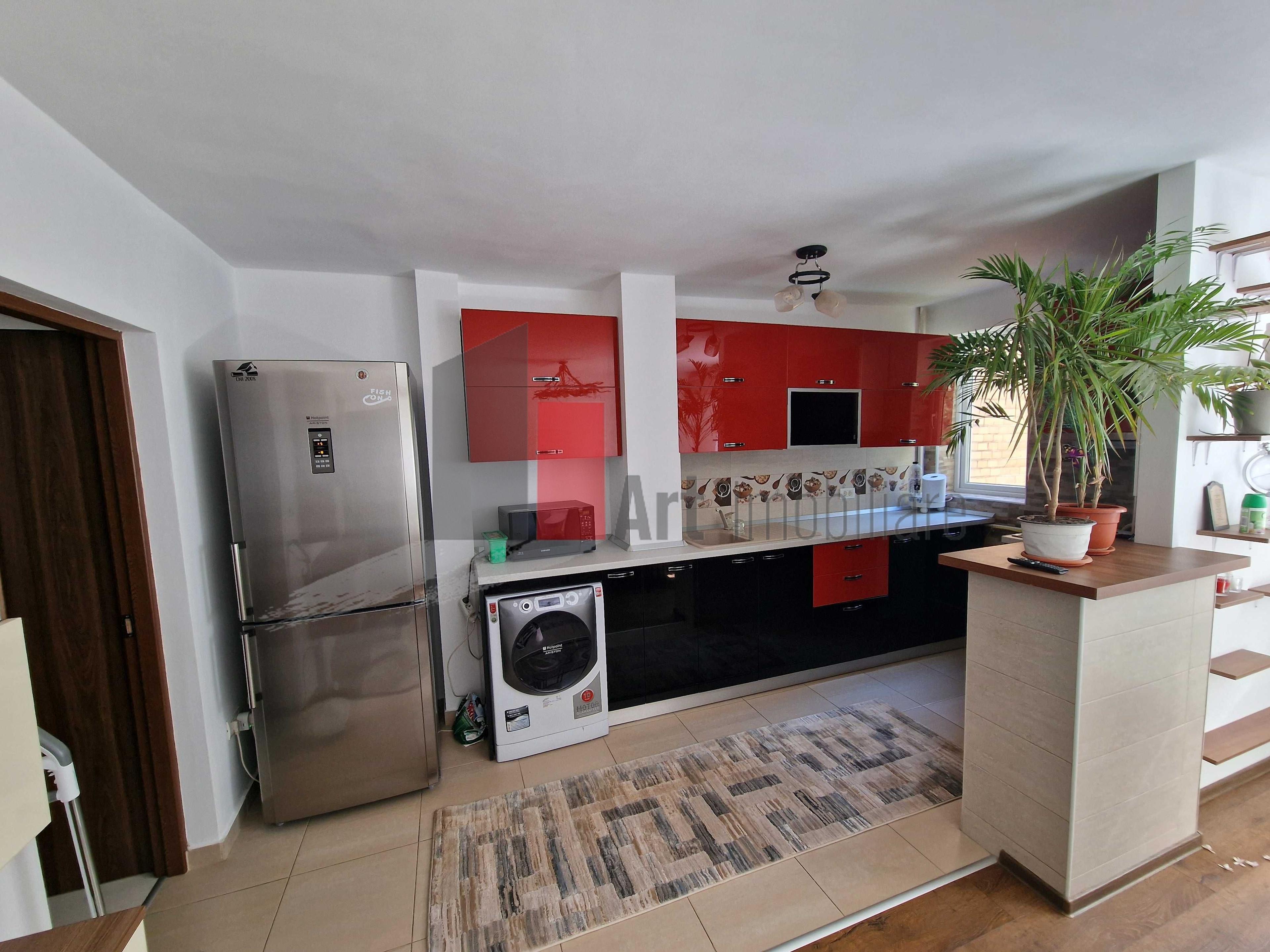 Închiriere 3 camere, nou, zona Favorit, 2 locuri de parcare - 3