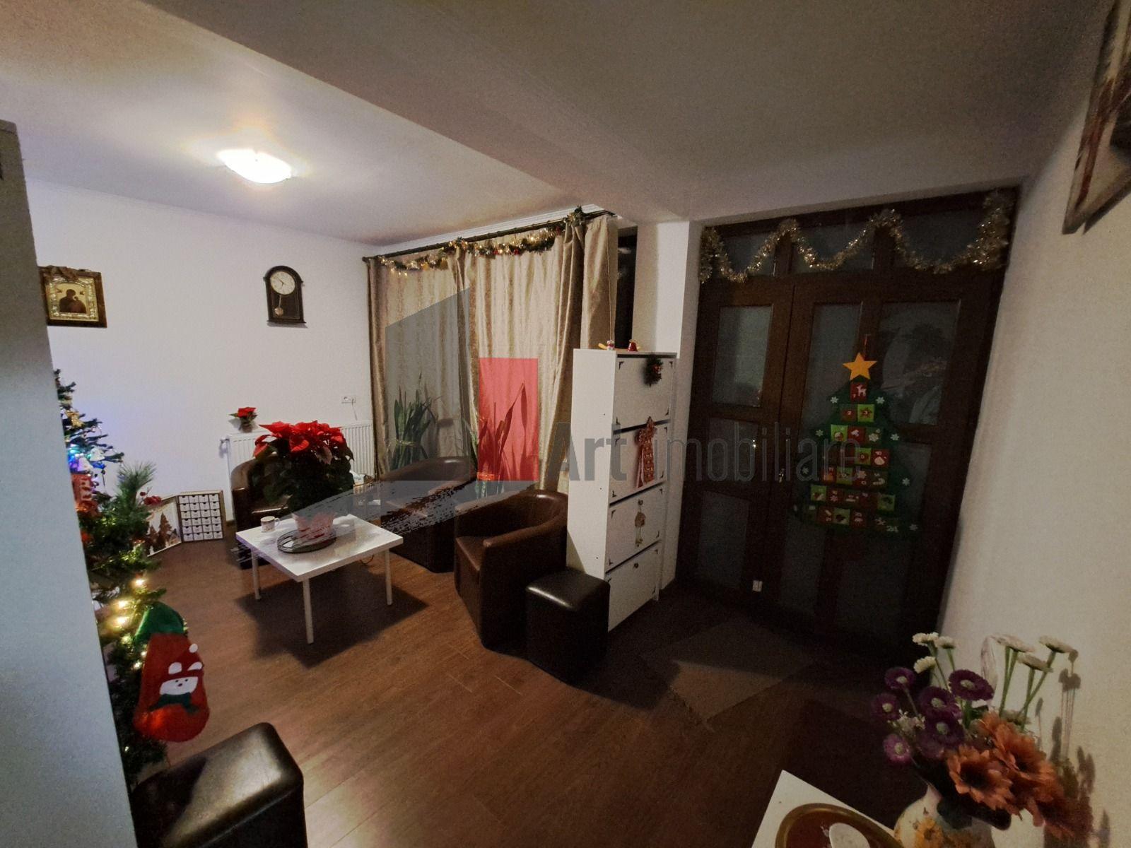 Casa individuala Valu lu Traian - teren mare 1000 mp - 8