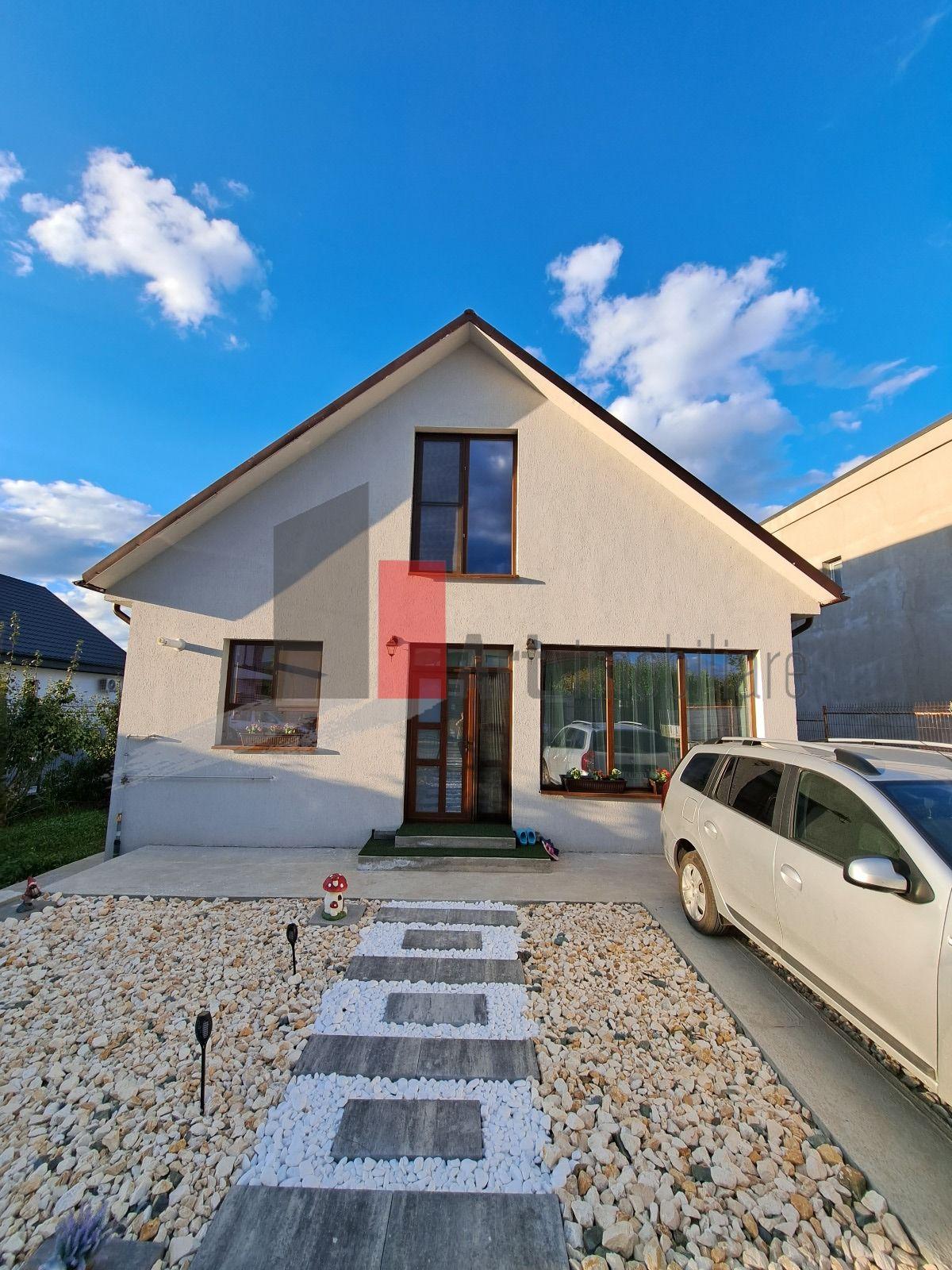 Casa individuala Valu lu Traian - teren mare 1000 mp - 1