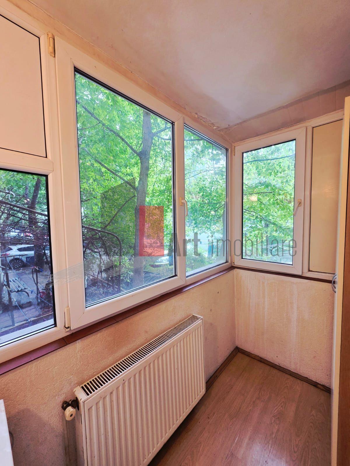 Apartament spațios cu 4 camere Crangasi - 15