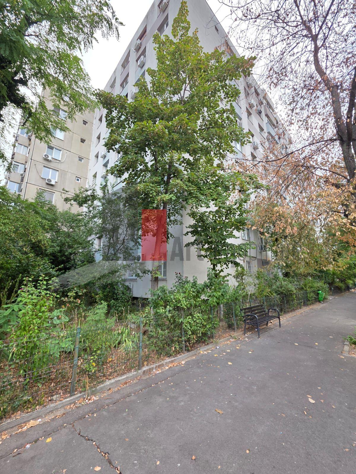 Apartament spațios cu 4 camere Crangasi - 17