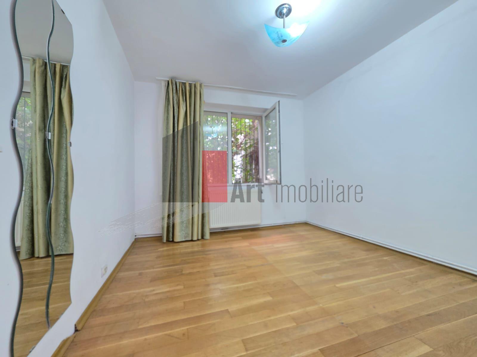 Apartament spațios cu 4 camere Crangasi - 5
