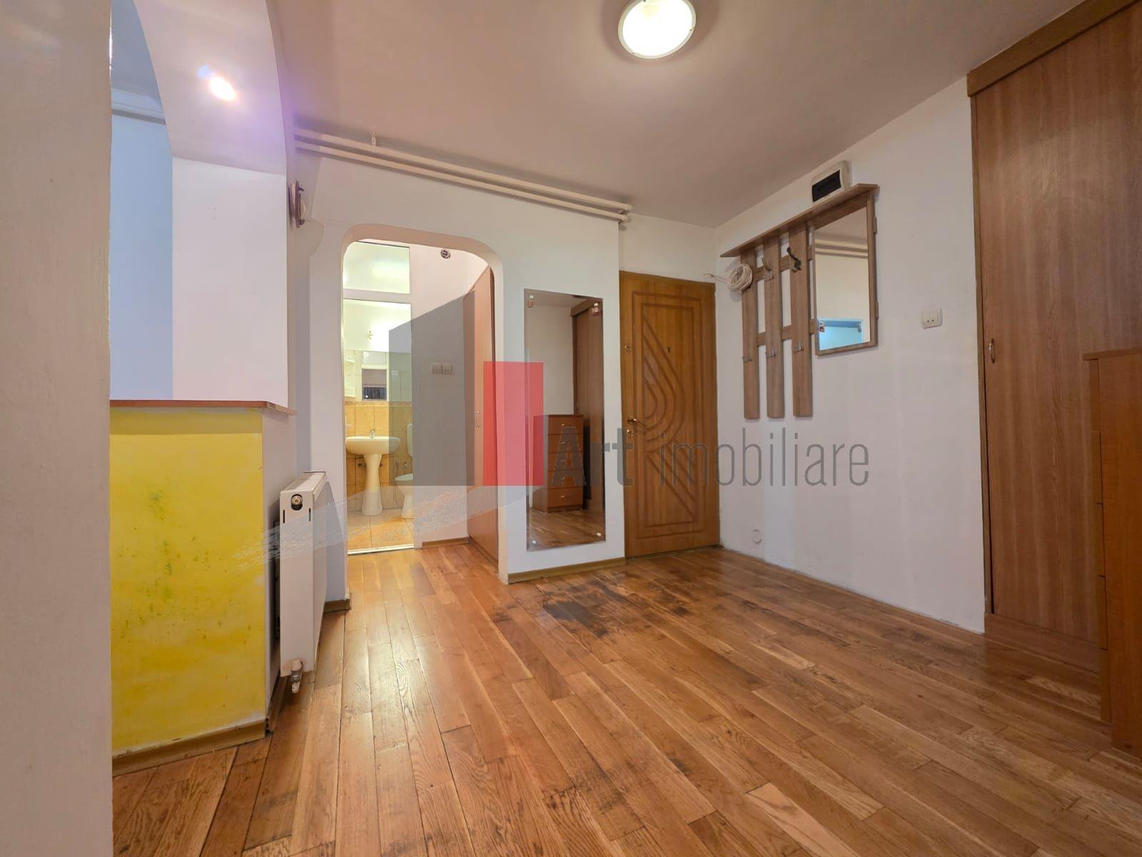Apartament spațios cu 4 camere Crangasi - 7