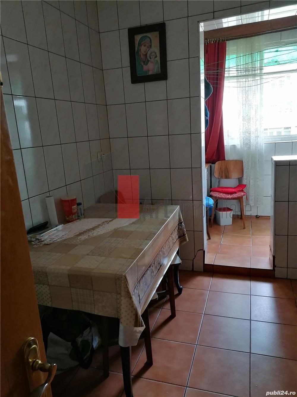 APARTAMENT DE 3 CAMERE TEI - 12